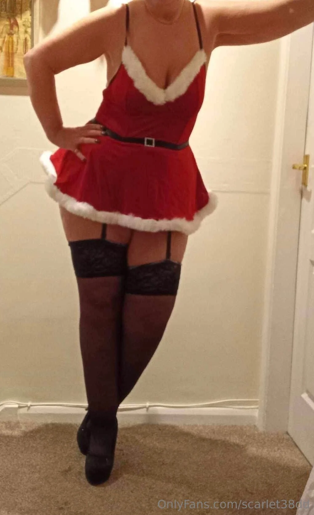 Scarlet @scarlet38dd romcom