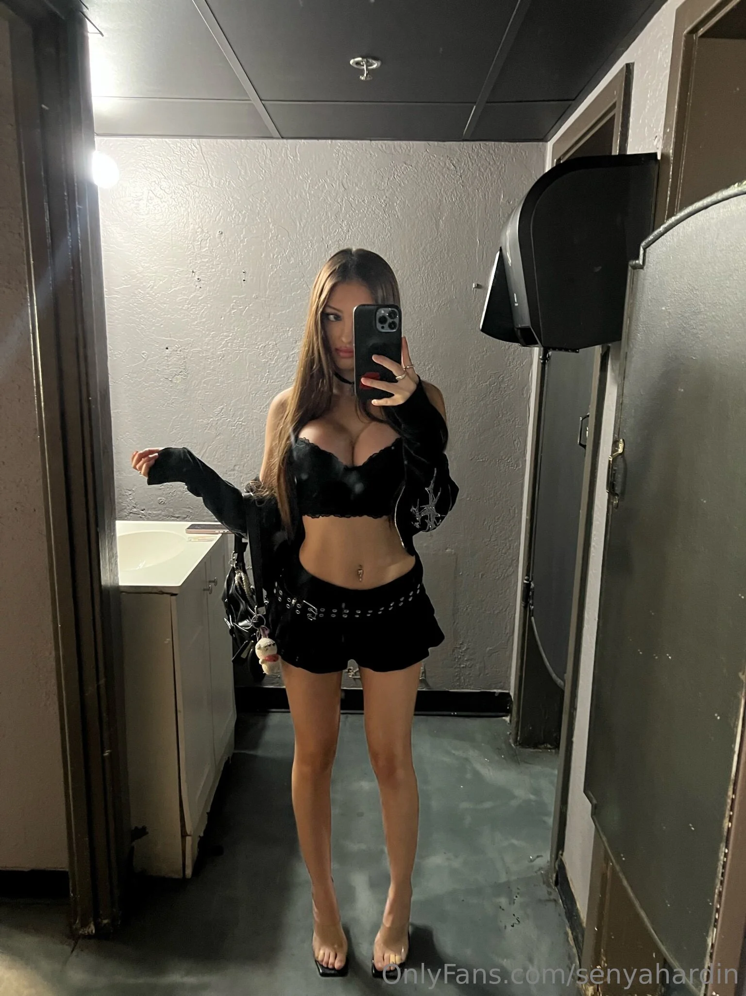 Senya nude Photo /  Porn - Photo #16