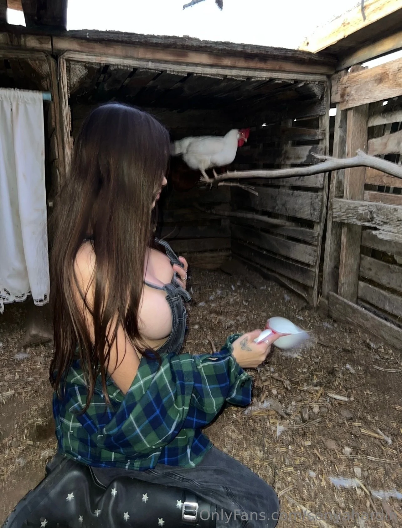 Senya @senyahardin zombies of mass destruction