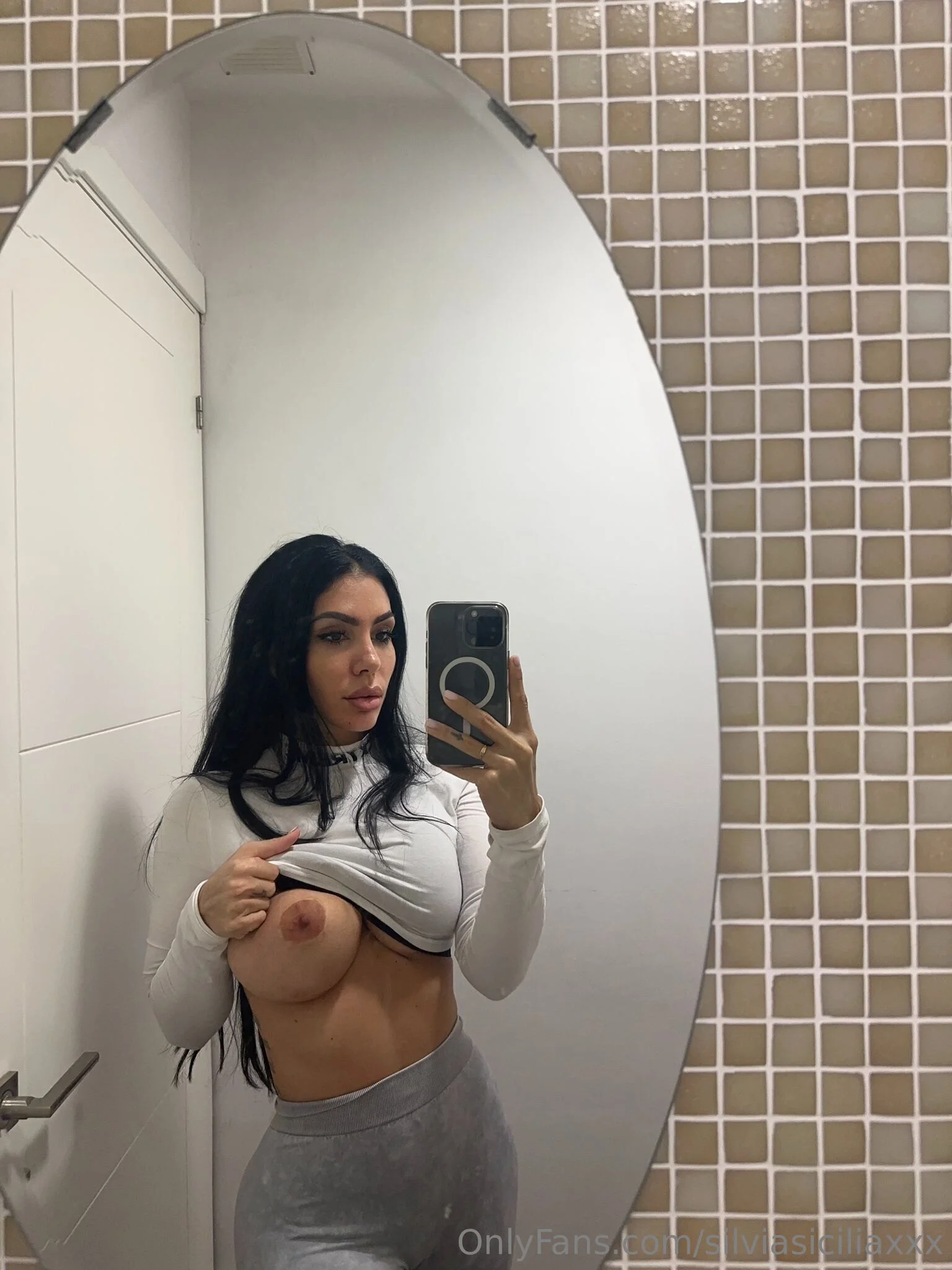 Silvia Sicilia nude Photo /  Porn - Photo #28