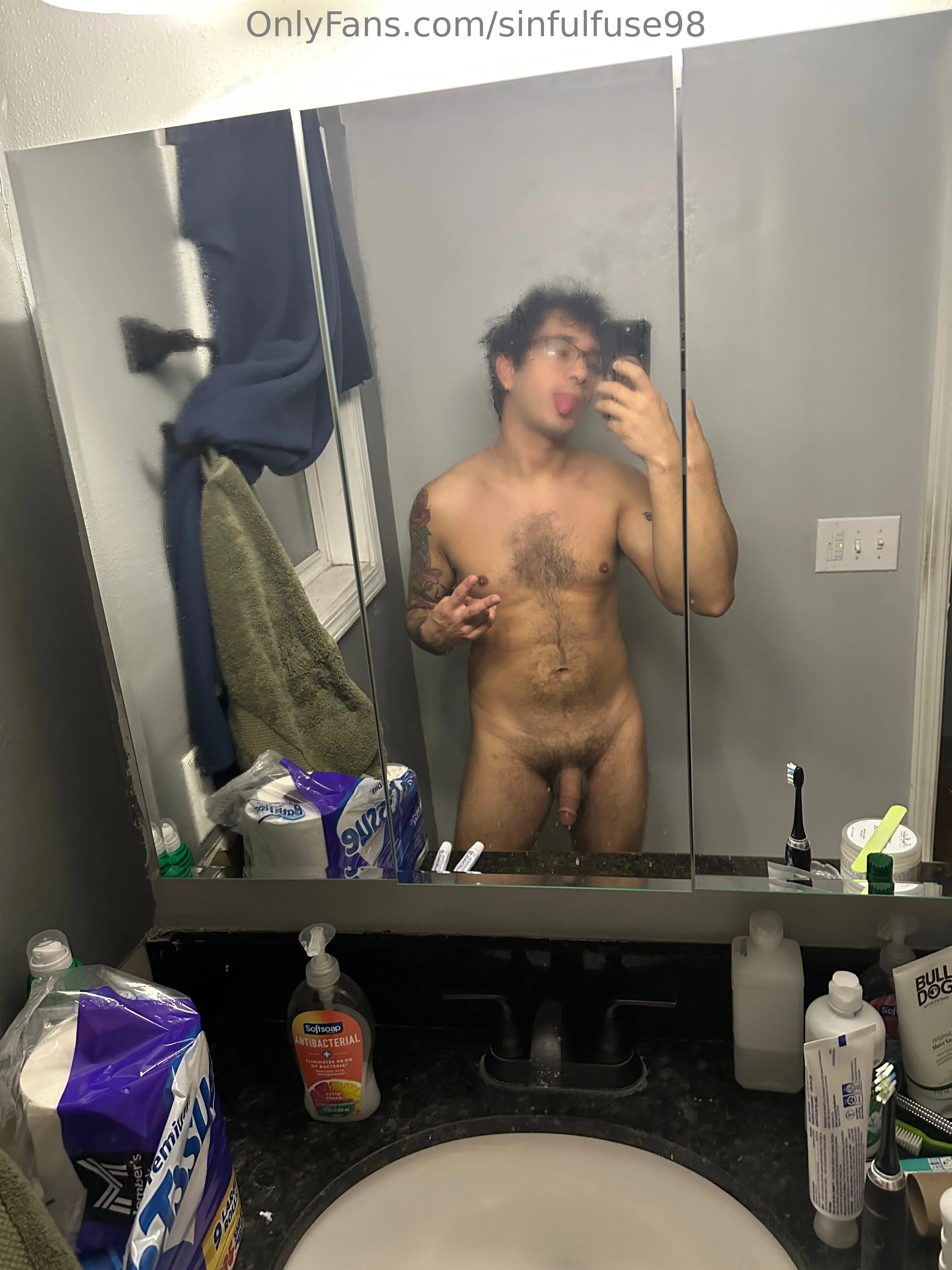 SinfulFuse98 twerking