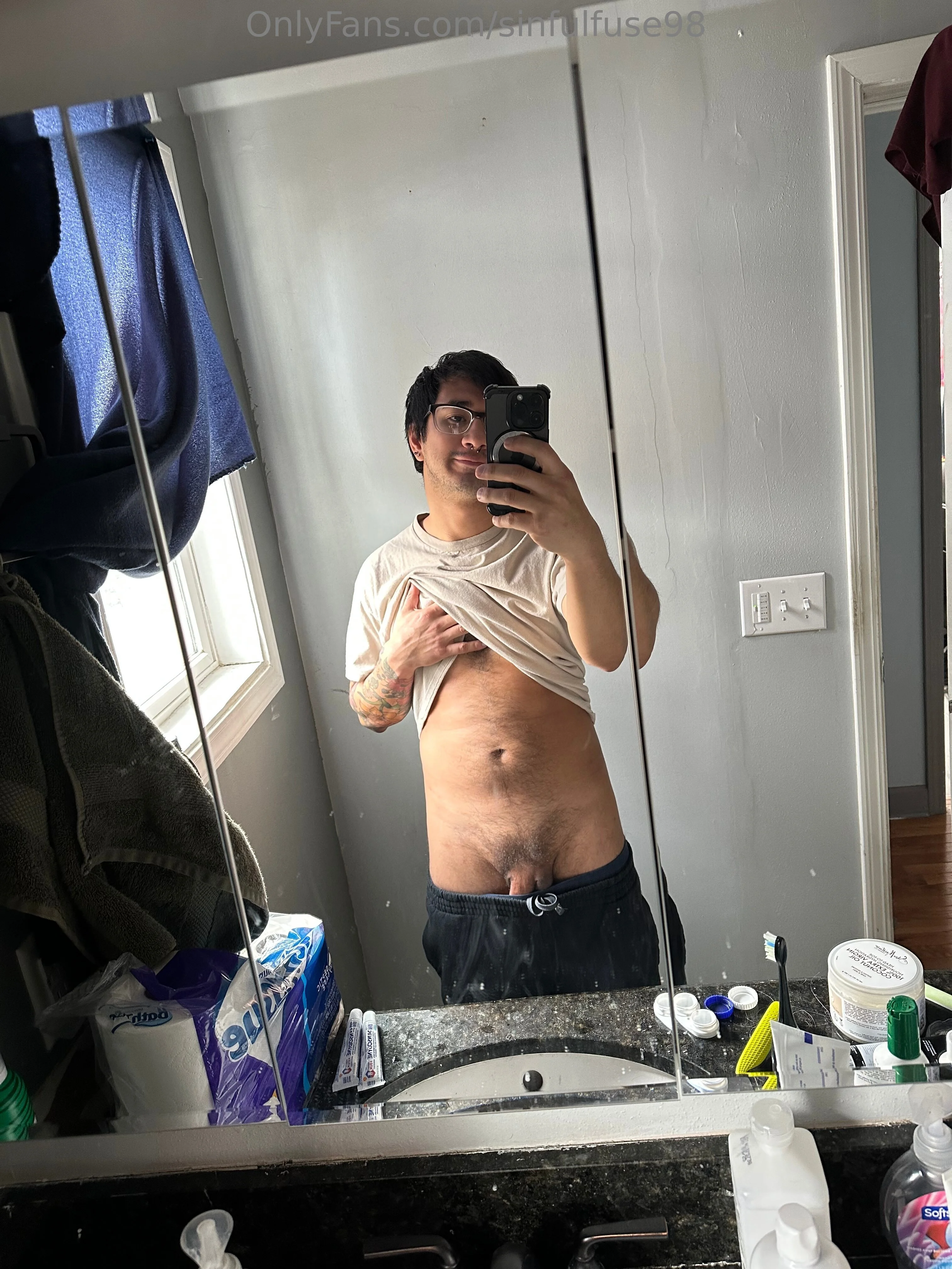 SinfulFuse98 @sinfulfuse98 pictures