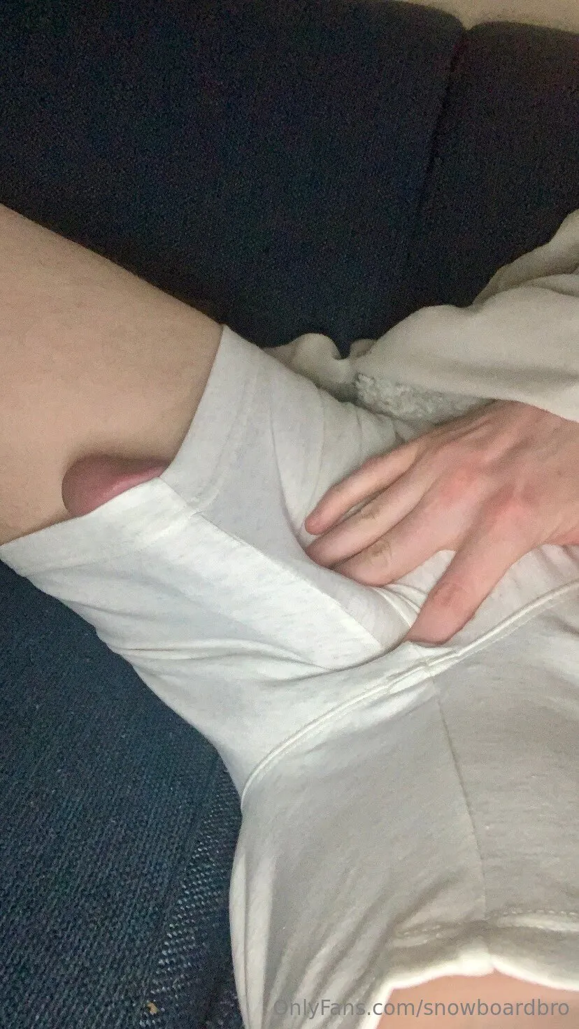 Snowboard Bro @snowboardbro camwhore