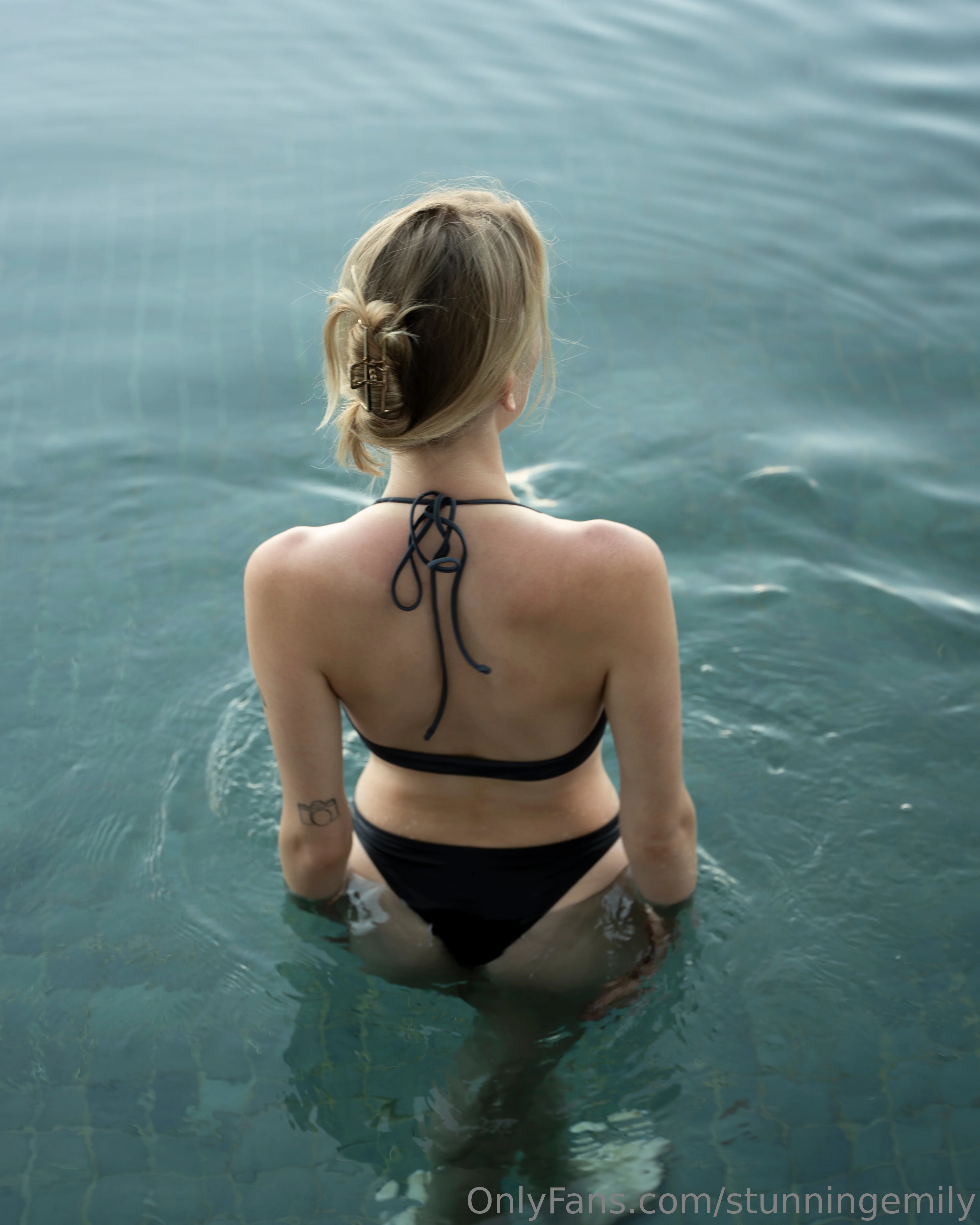 Emily✨ @stunningemily in a bikini
