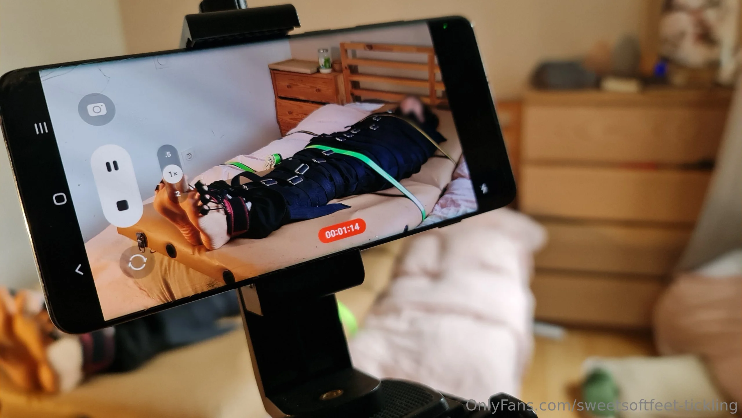 Sweetsoftfeet tickling experience nude Photo /  Porn - Photo #25