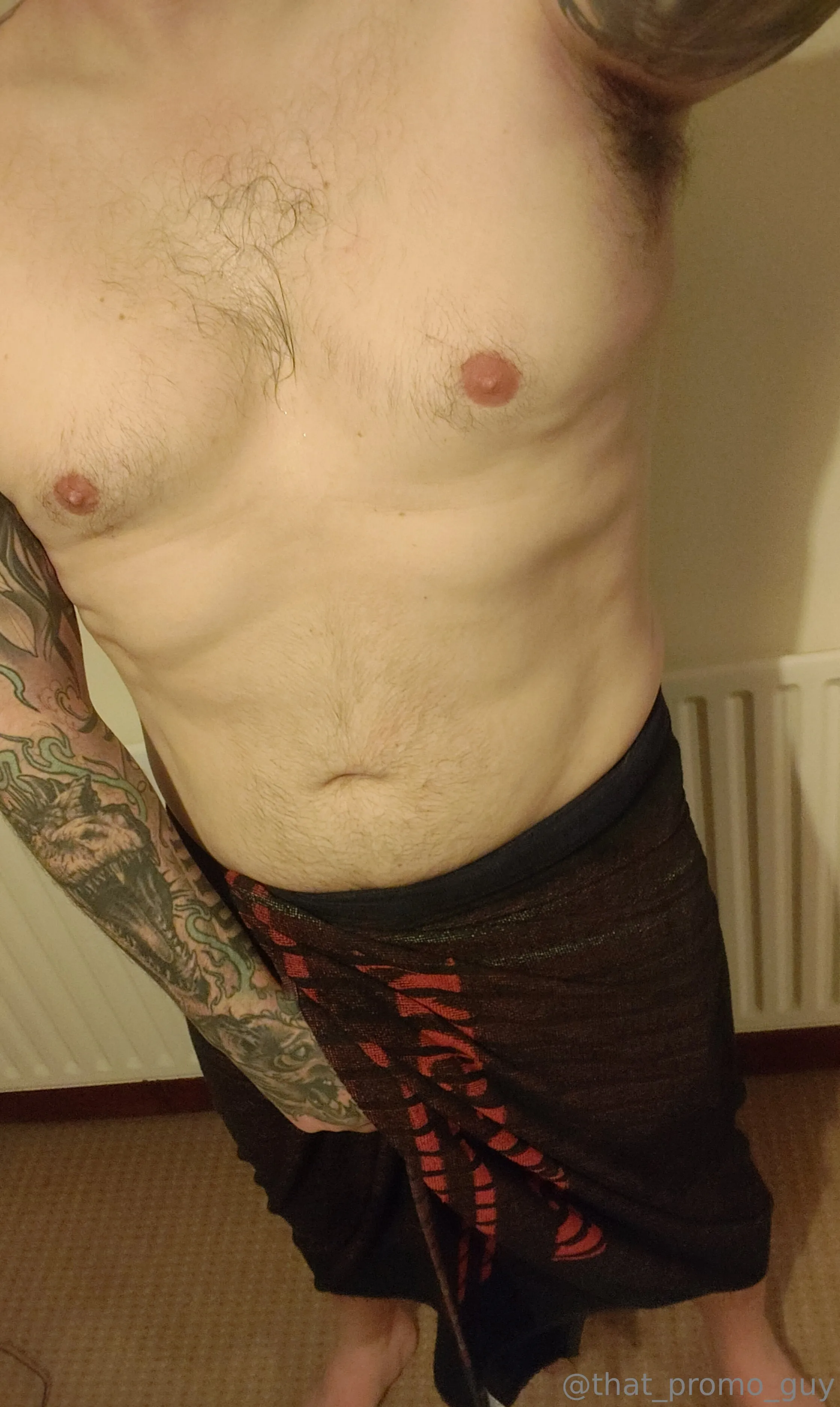 𝕋𝕙𝕒𝕥 ℙ𝕣𝕠𝕞𝕠 𝔾𝕦𝕪