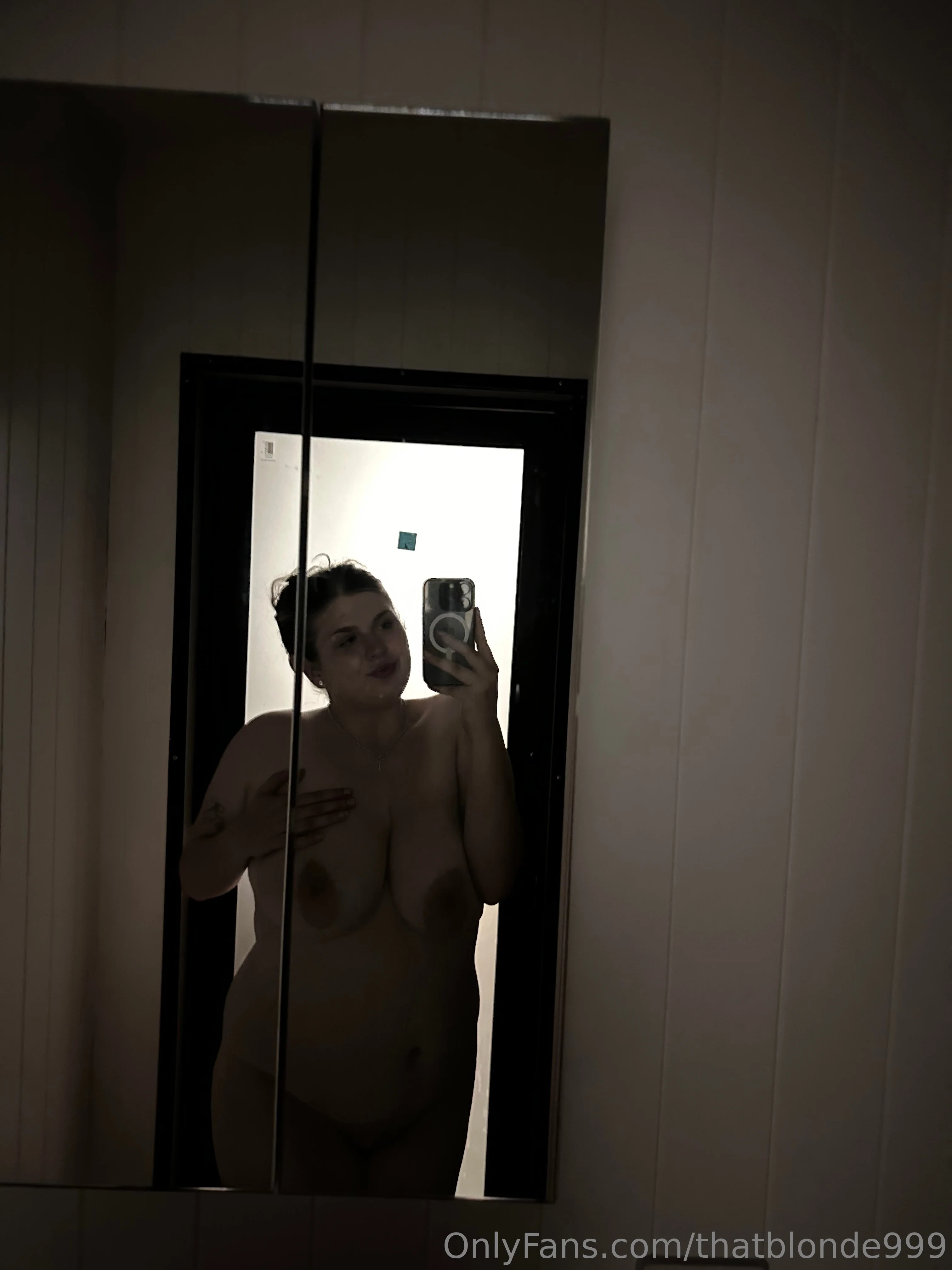 Mols @thatblonde999 images