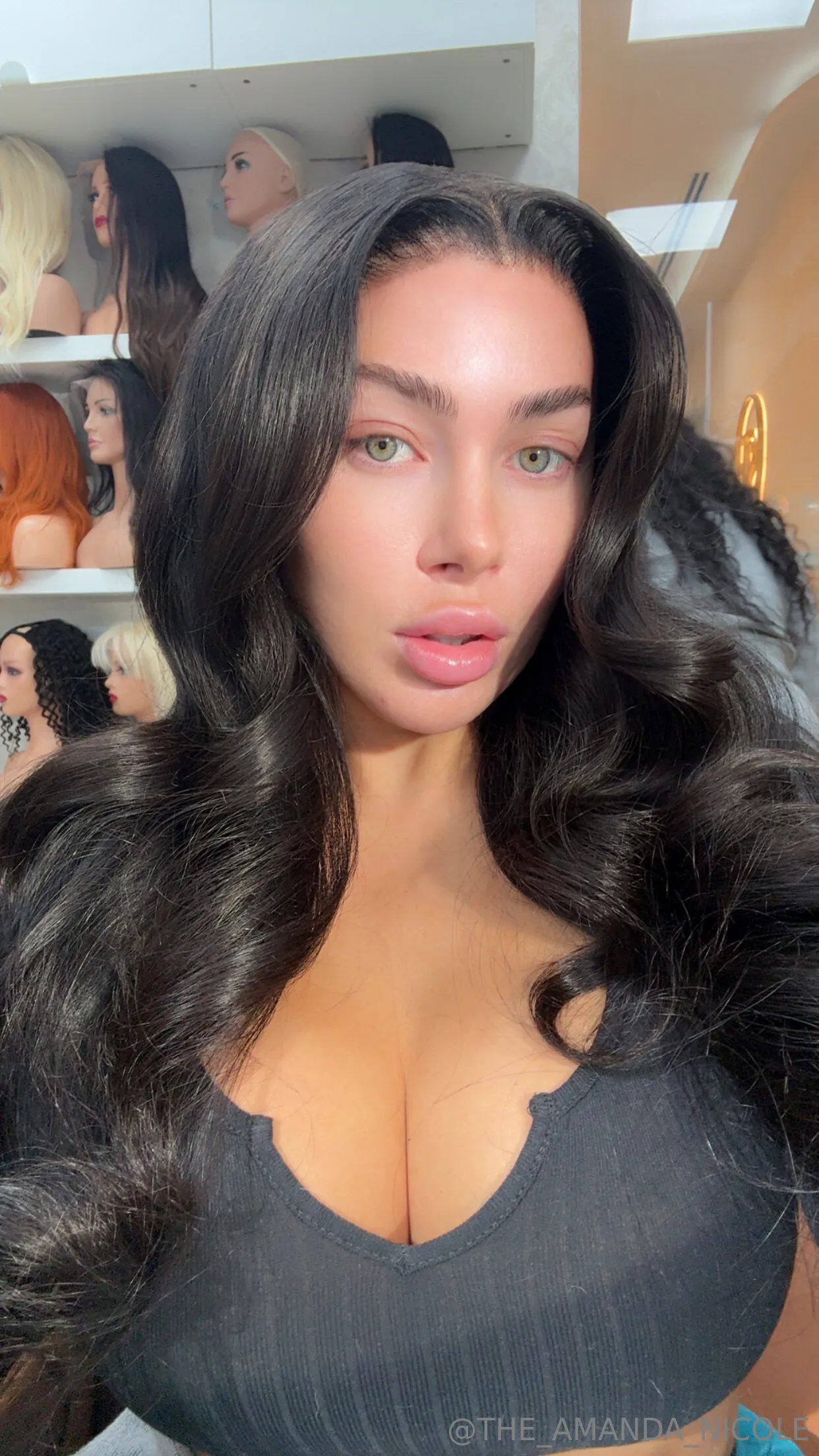 Amanda Nicole @theamandanicole angie s