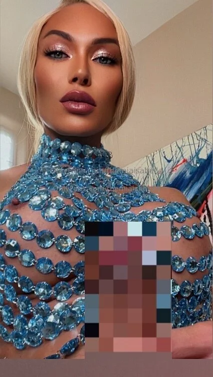 Mia Isabella ✨ @themiaisabella award