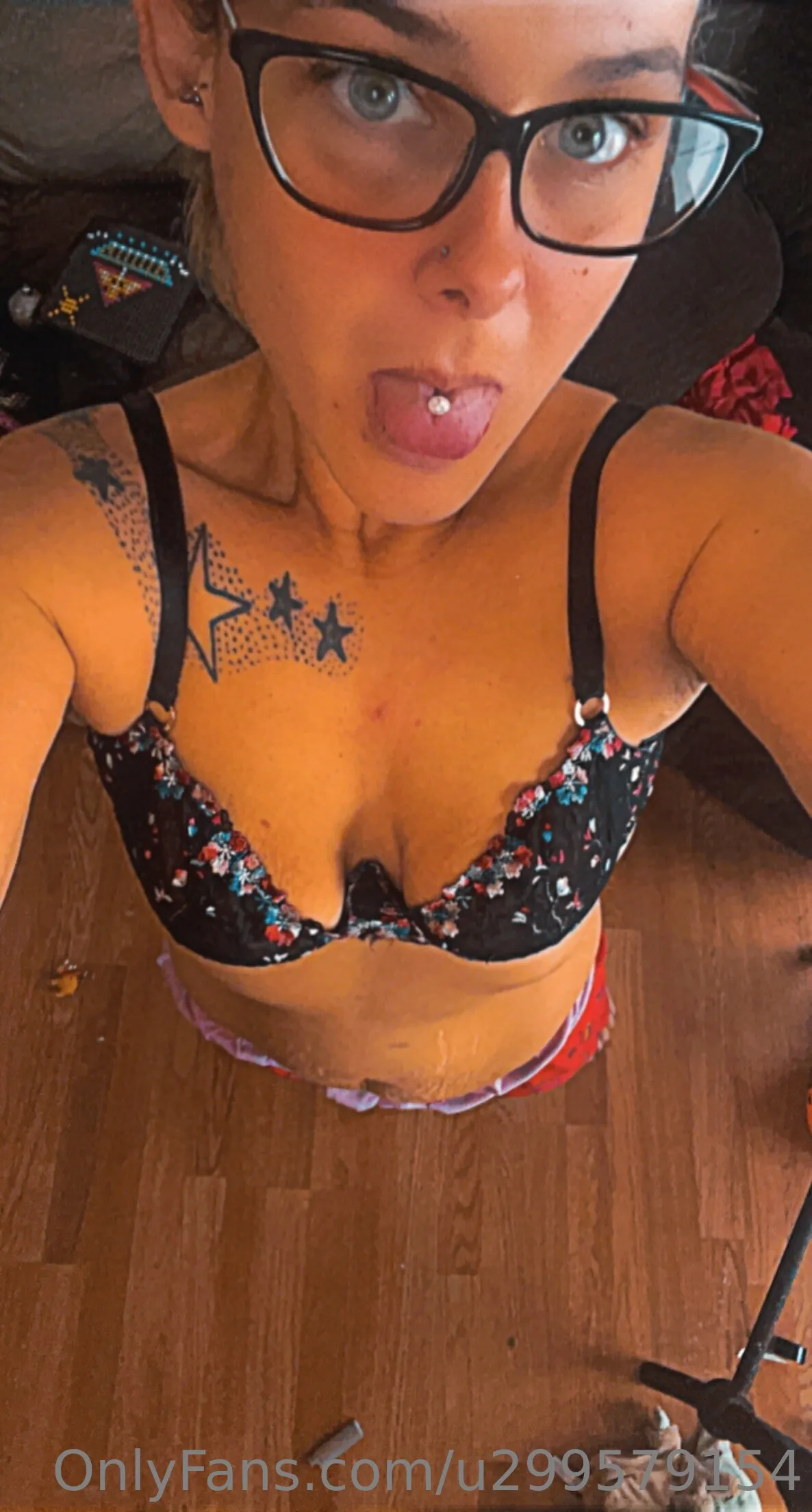 Tattooed momma 88 @thirsty420 micro bikini