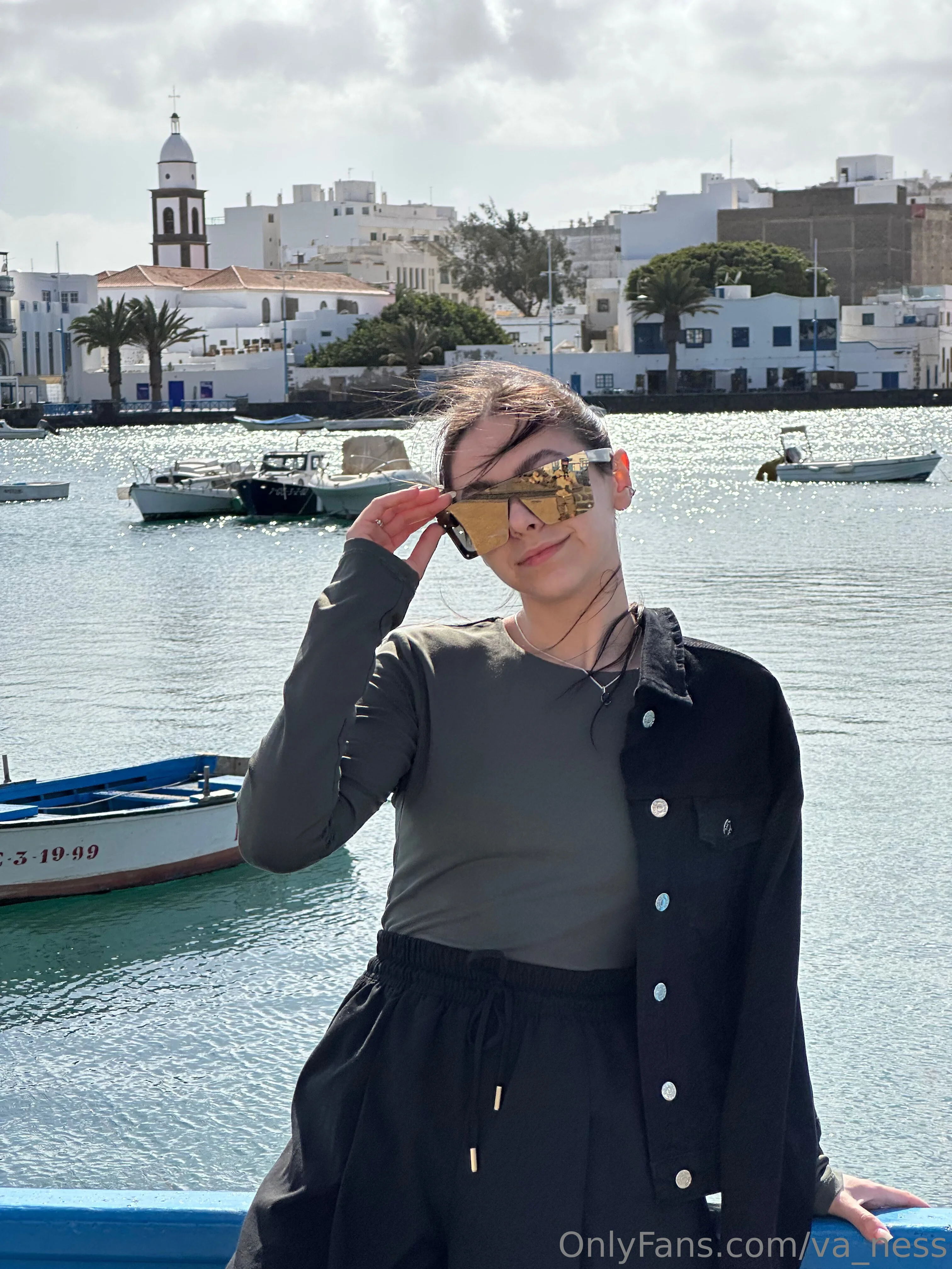 Tiny Ness @tiny_ness is a man or a woman