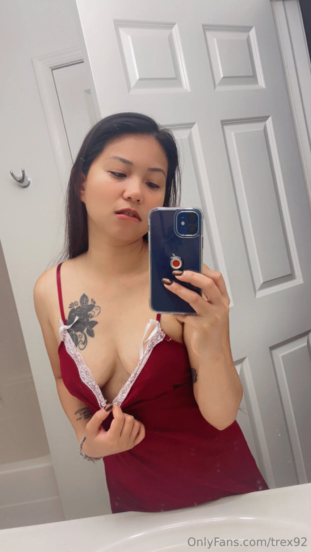 Trex Fktoy @trex92 shower scene nude