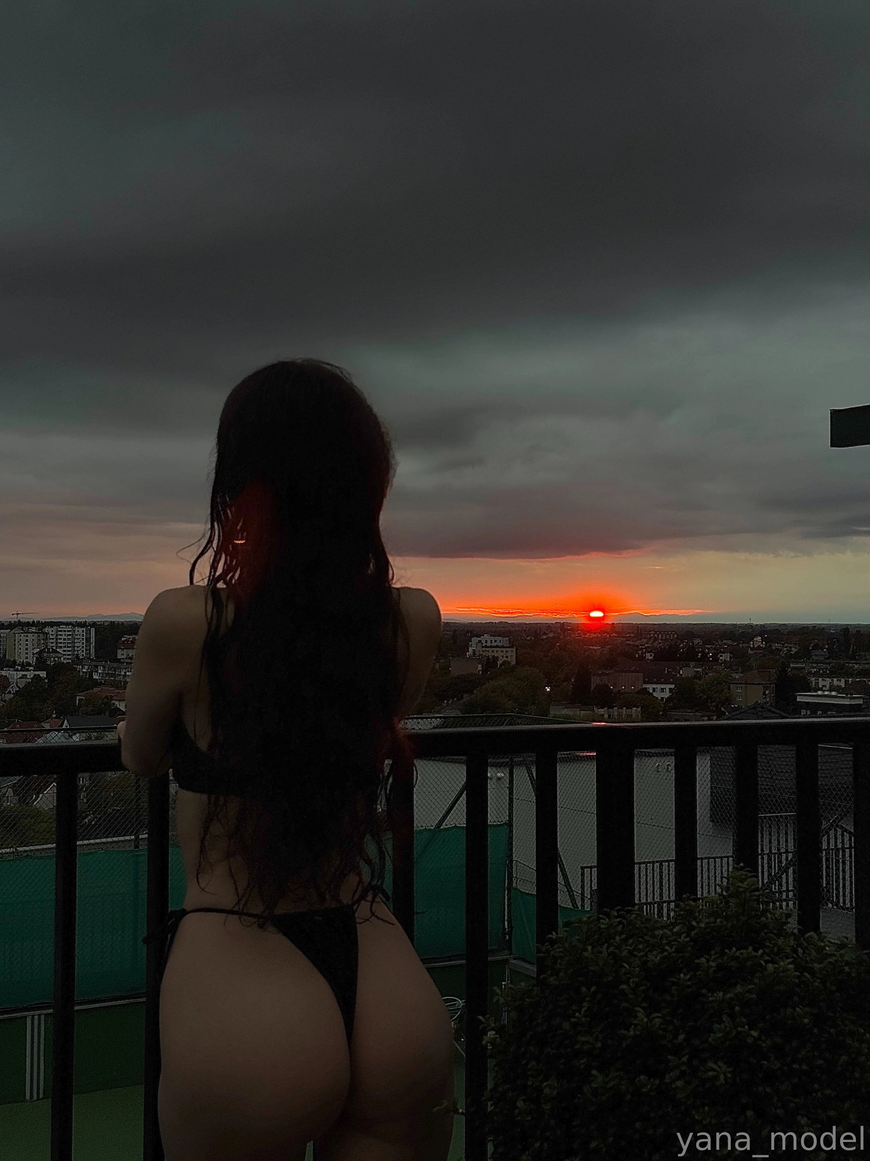 Yana Kucheryava 🍑 @twerk_model 2019 - women in film event in la