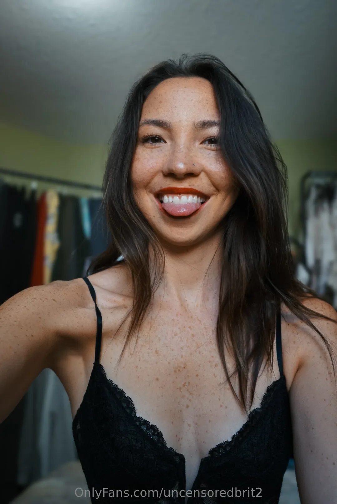 britty titty @uncensoredbrit2 fapello angie