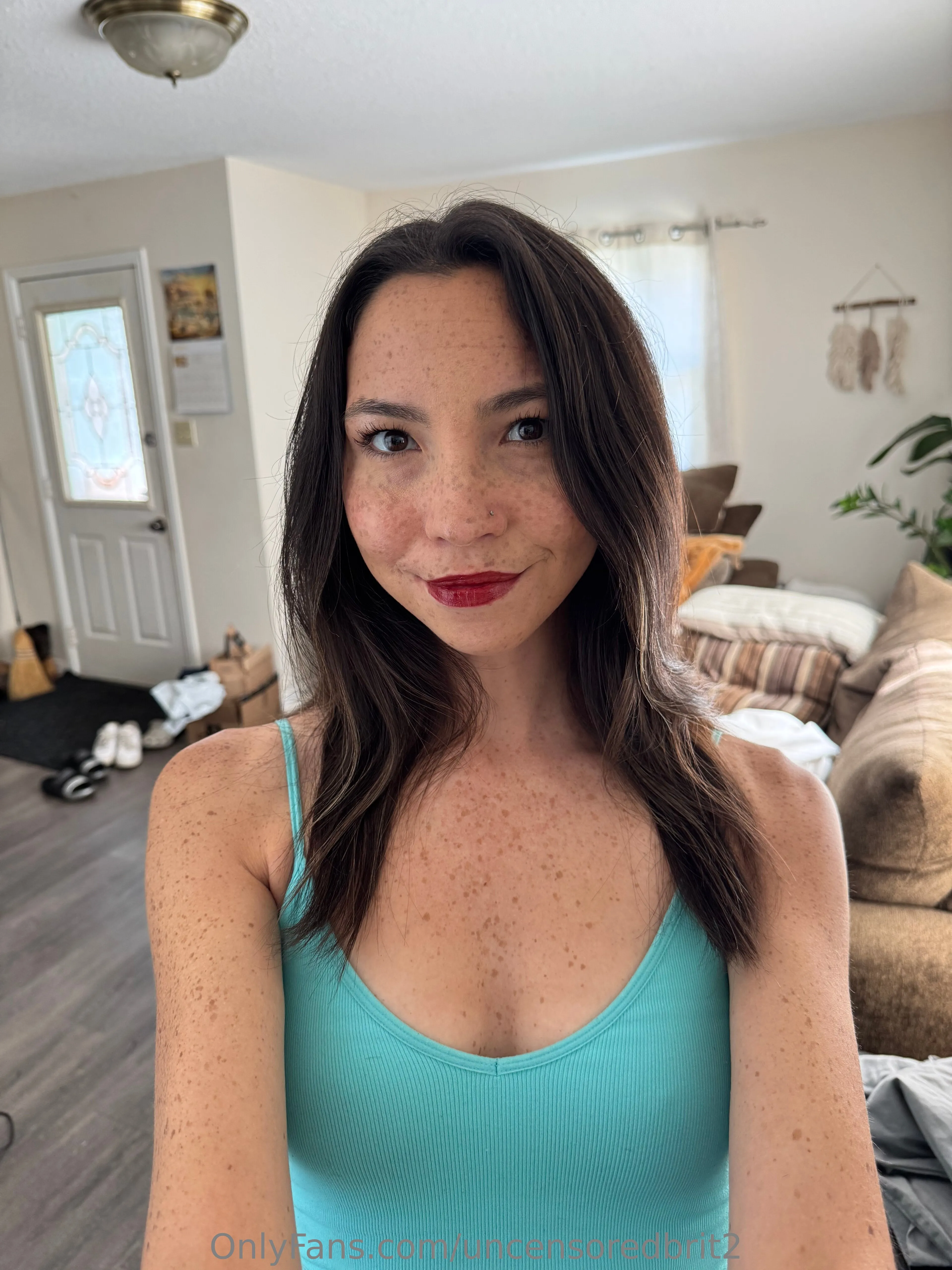 britty titty @uncensoredbrit2 facebook