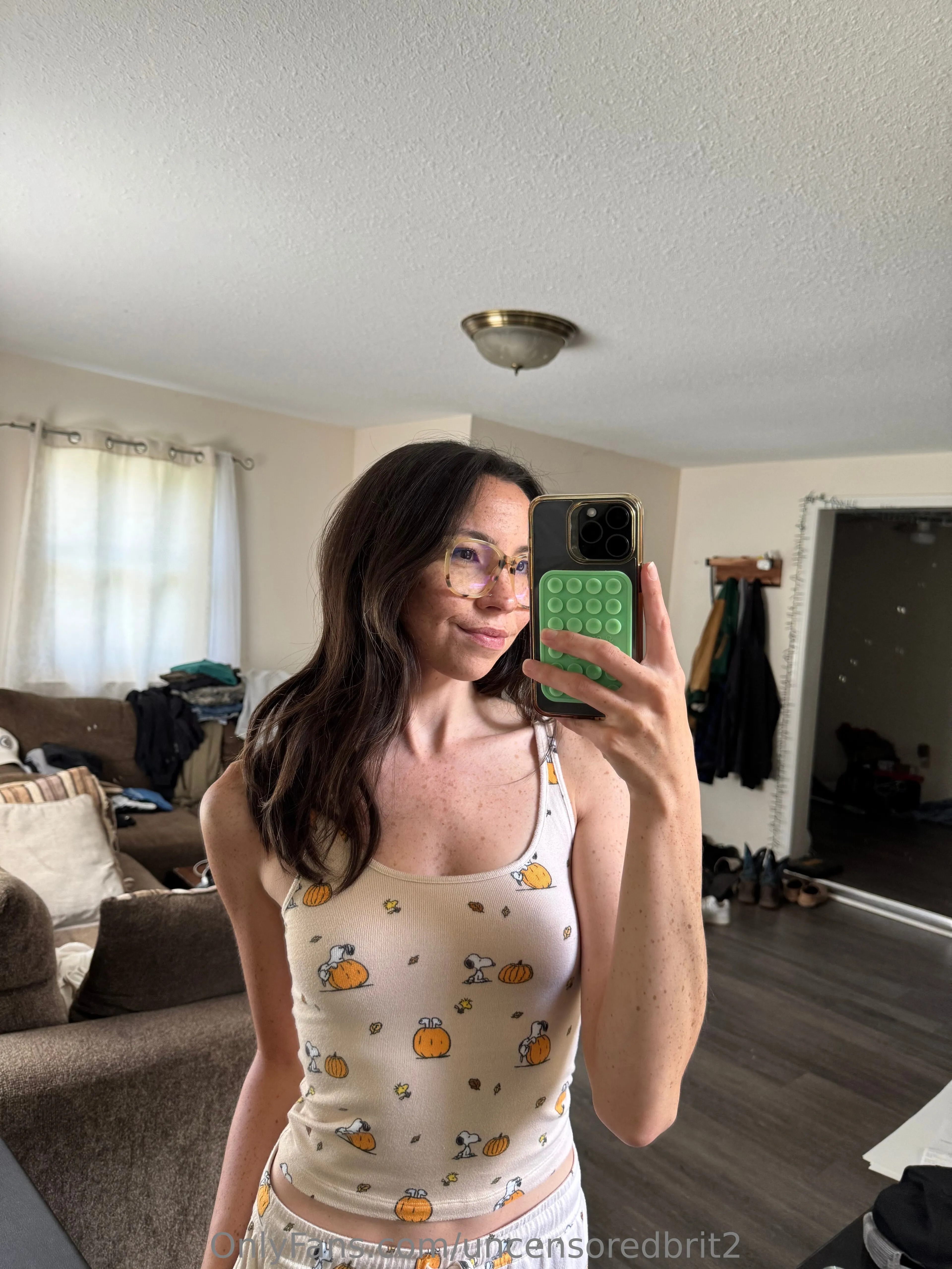 britty titty @uncensoredbrit2 hot angie