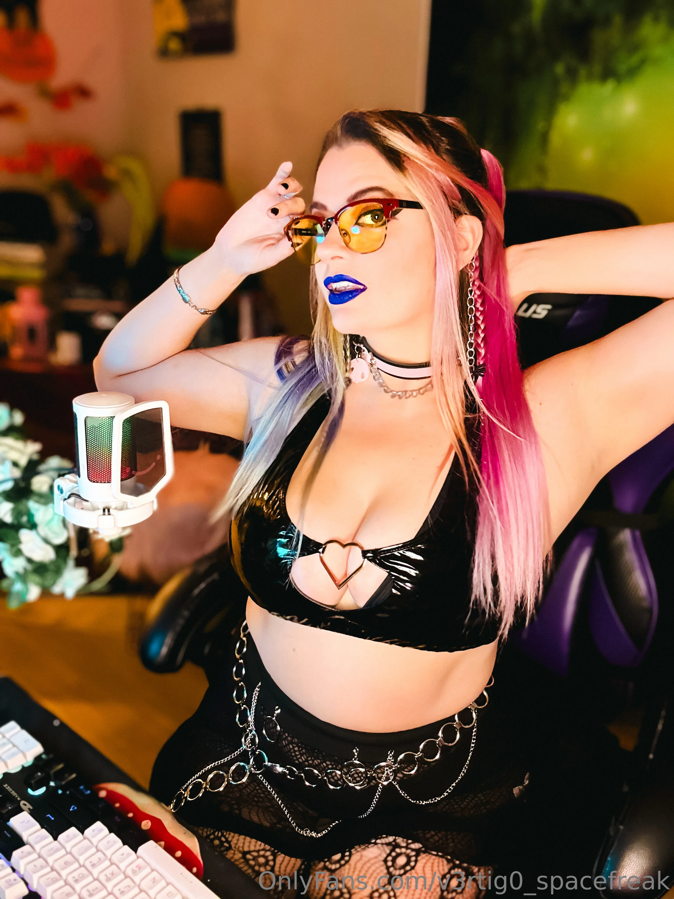 Vertigo 🖤✨️ @v3rtig0_spacefreak down under