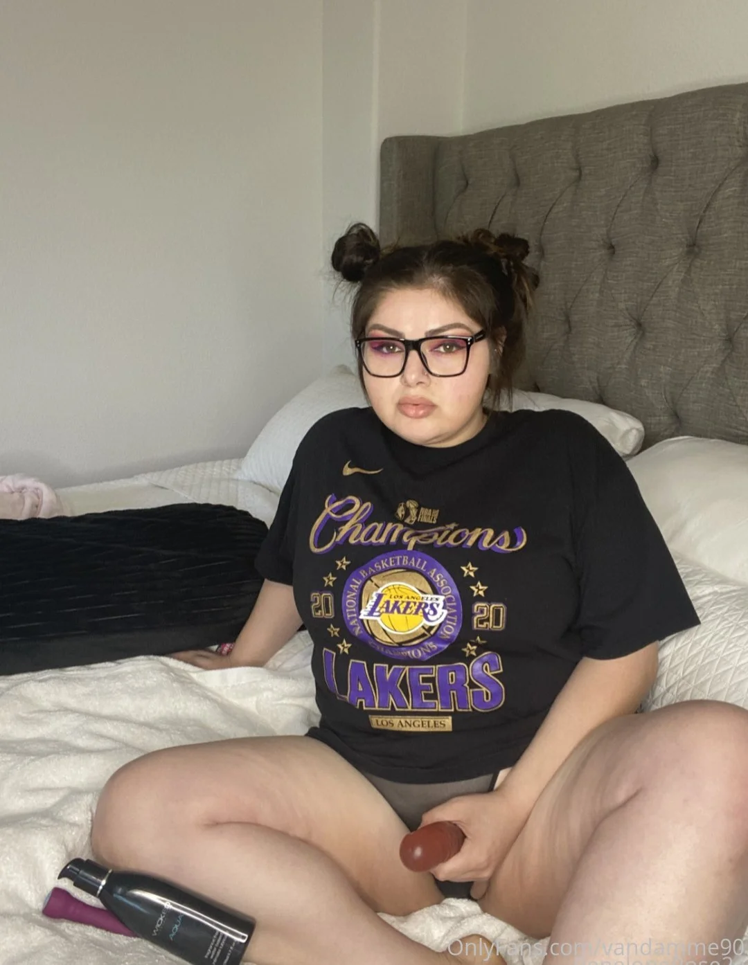 VanDamned90 @vandamned90 molly's massage