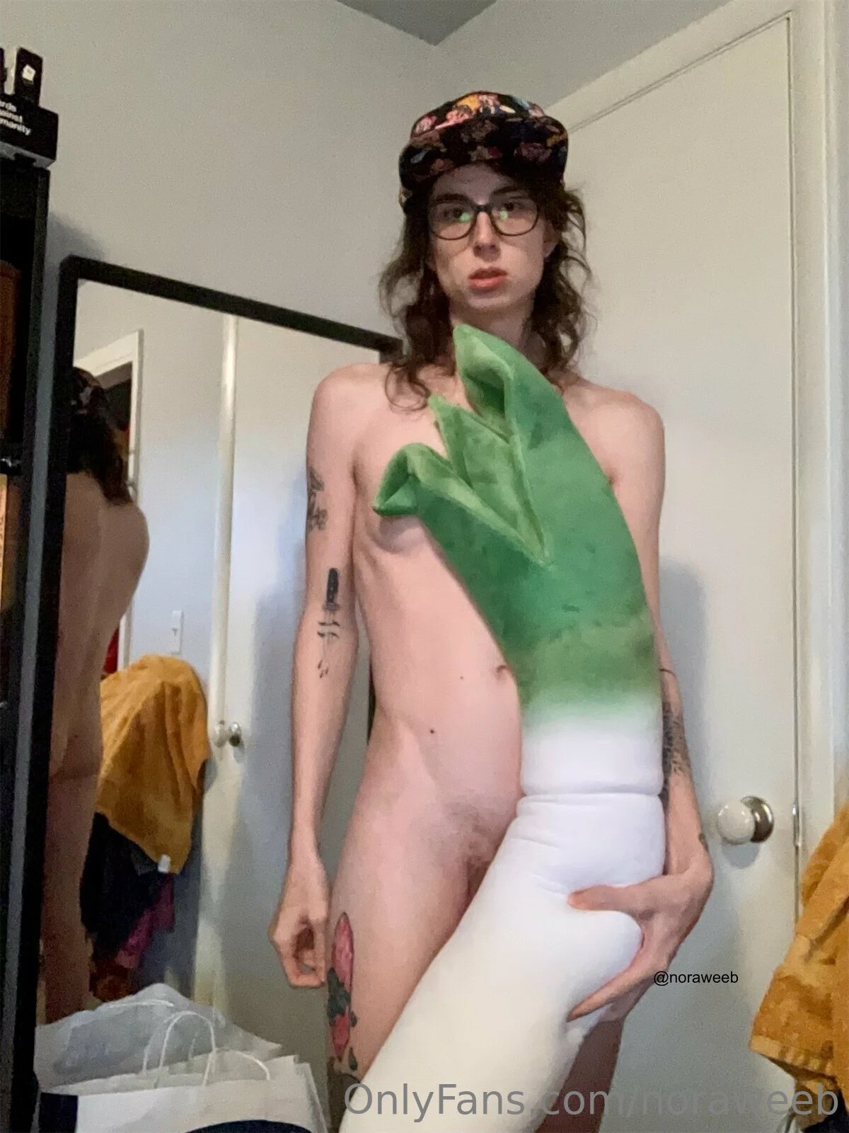 Veronica Ox @veronicaox lactating