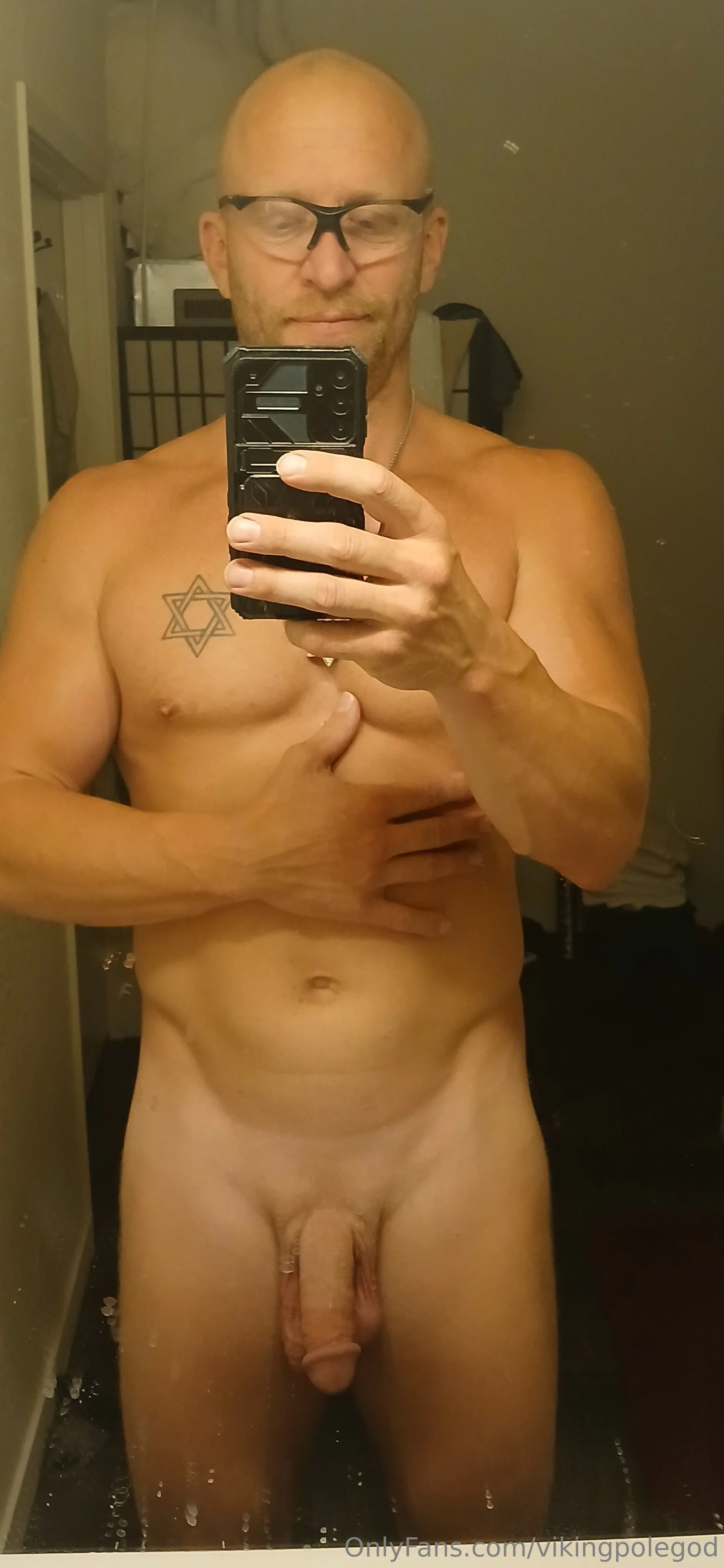 Thor X @vikingpolegod tanktop