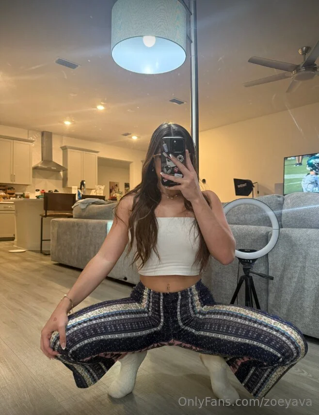 Your FAV 🍑 topless pool