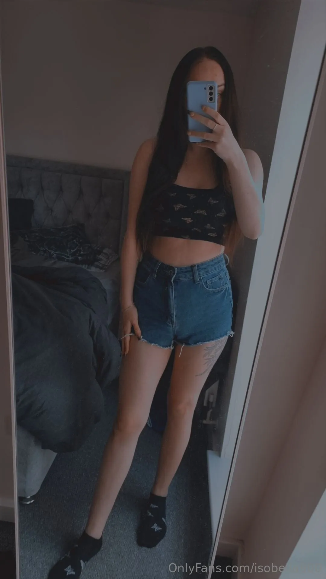 Isobella @isobella900 threesome