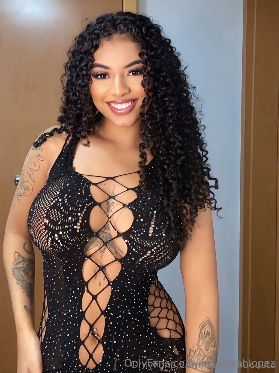 Sarah🇵🇪🇺🇸peruvian wonder💗 passport