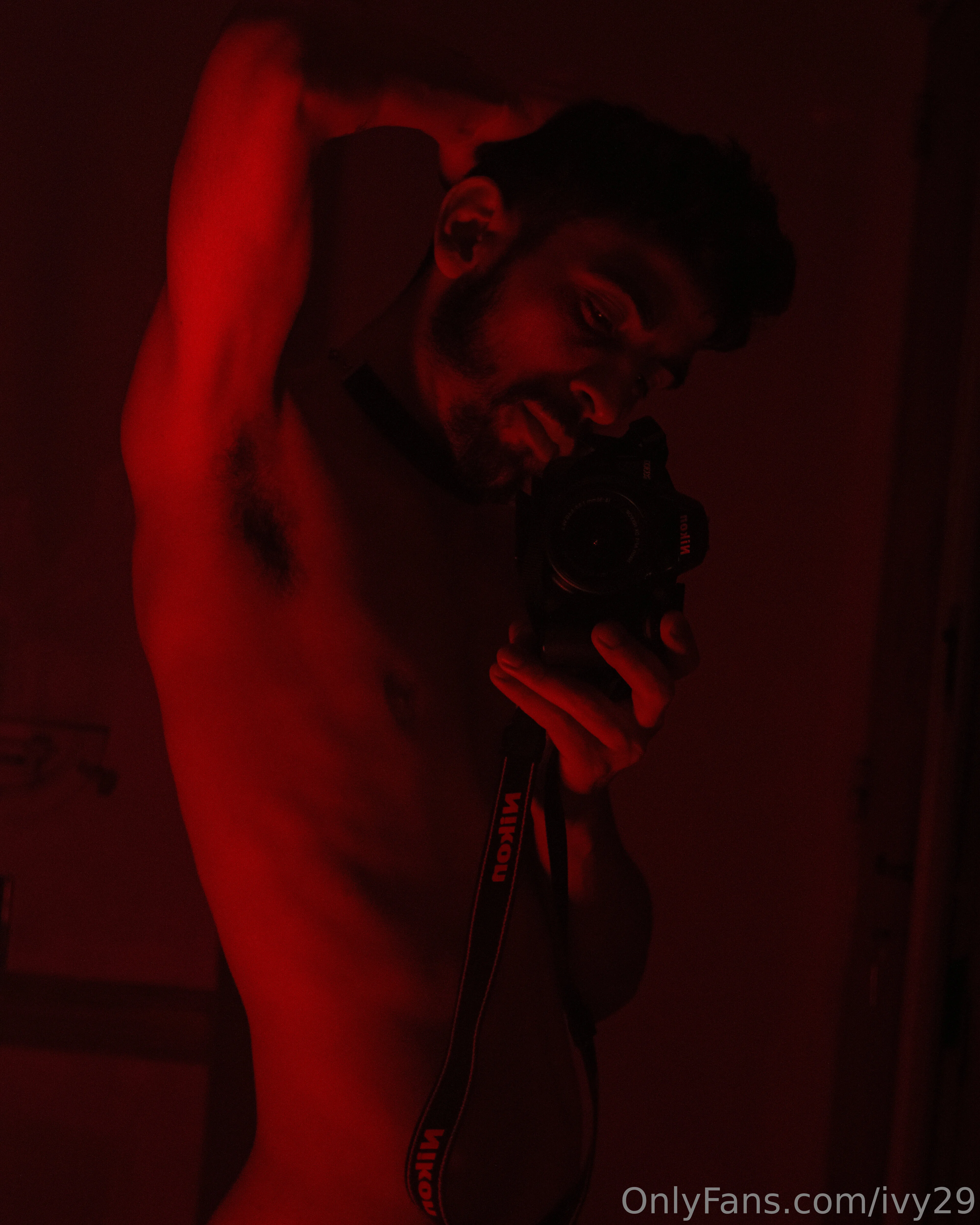 IVAN @ivy29 chris hemsworth