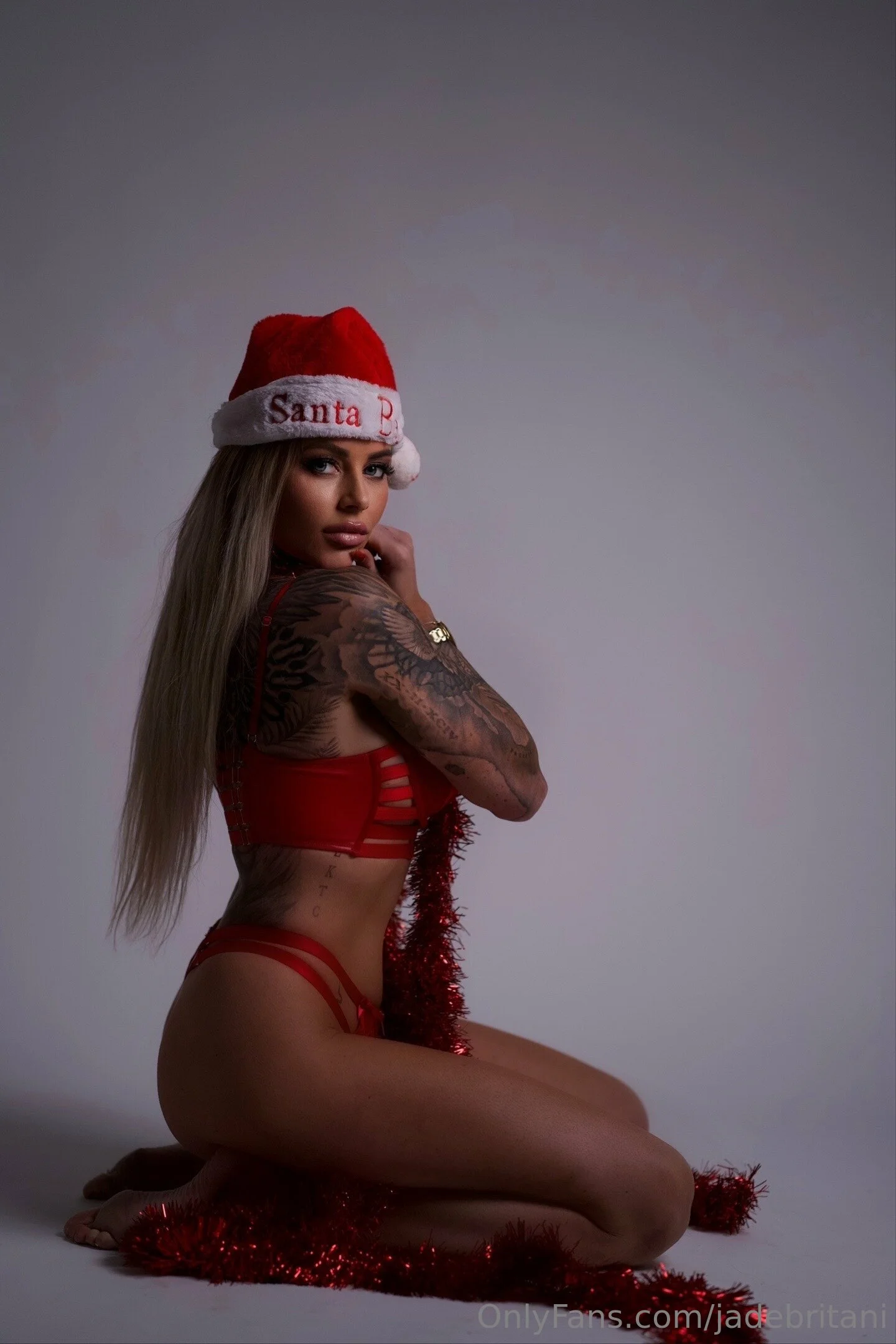 Jadebritani @jadebritani shower scenes