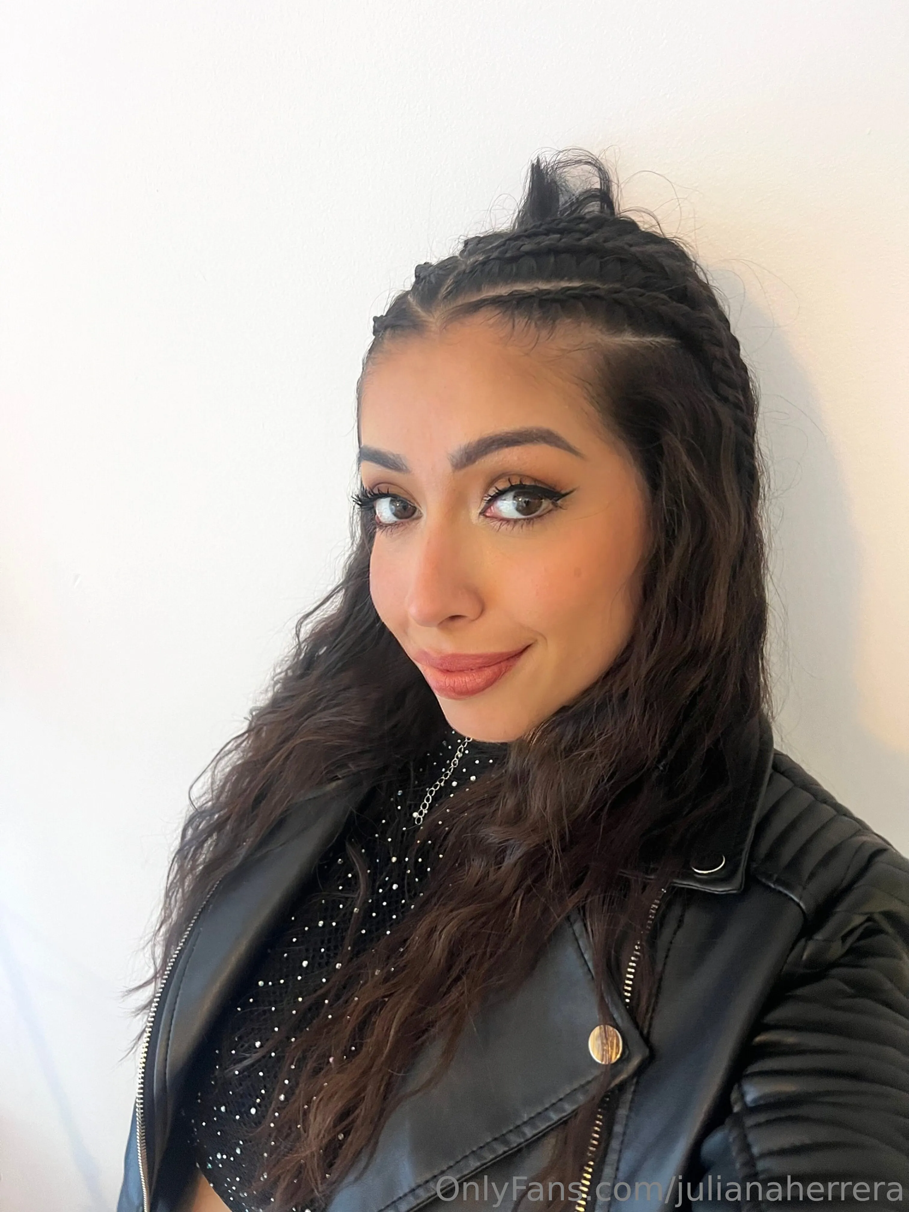 A little wild, a lot cute 😈💗