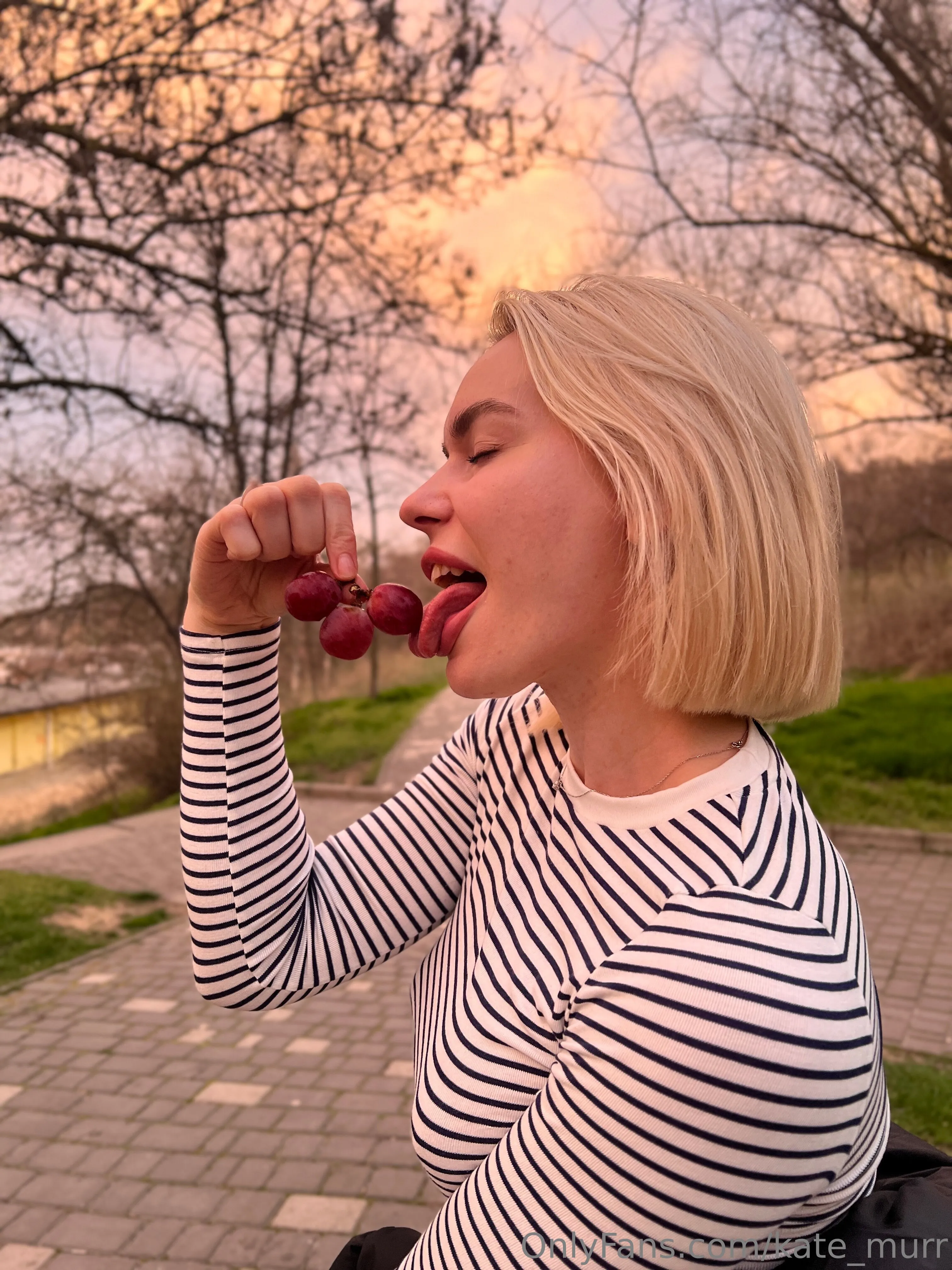 🐾🅺itty🅺ate🐈‍⬛ @kate_murr tits