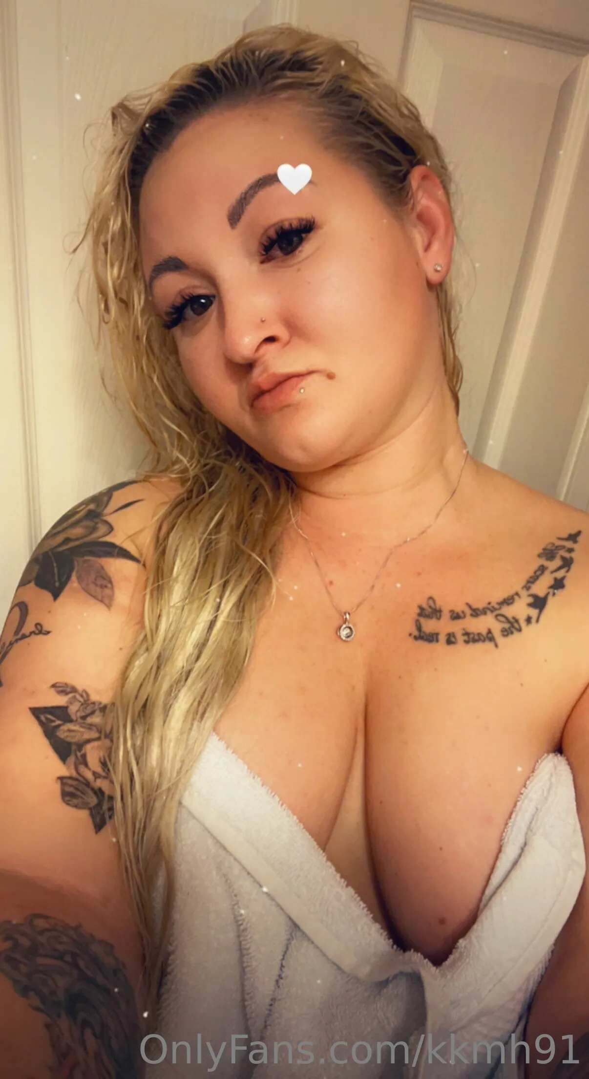 KKandyFree @kkmh91 hot angie