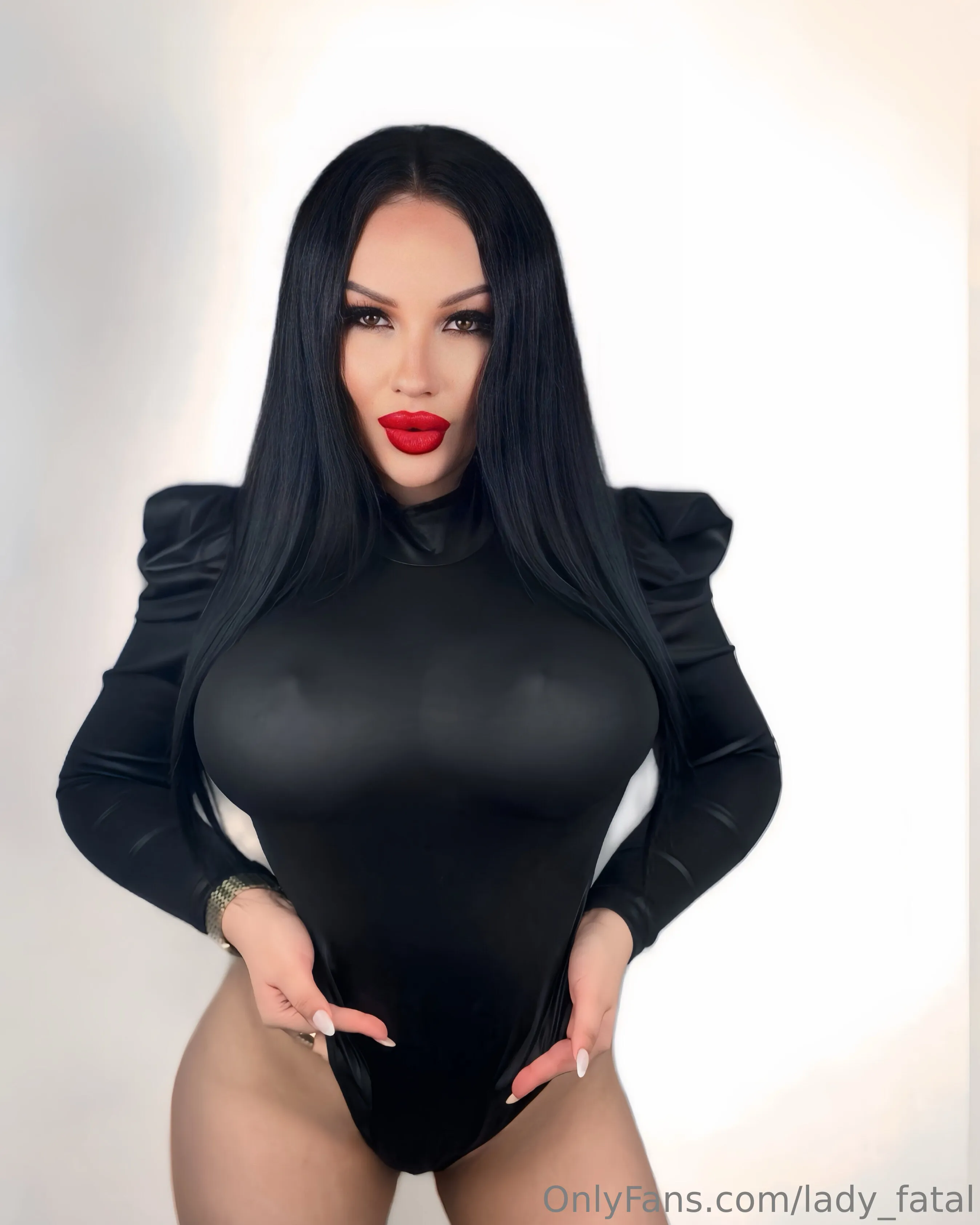 𝐌𝐀𝐋𝐘𝐒𝐇𝐊𝐀_𝐆𝐎