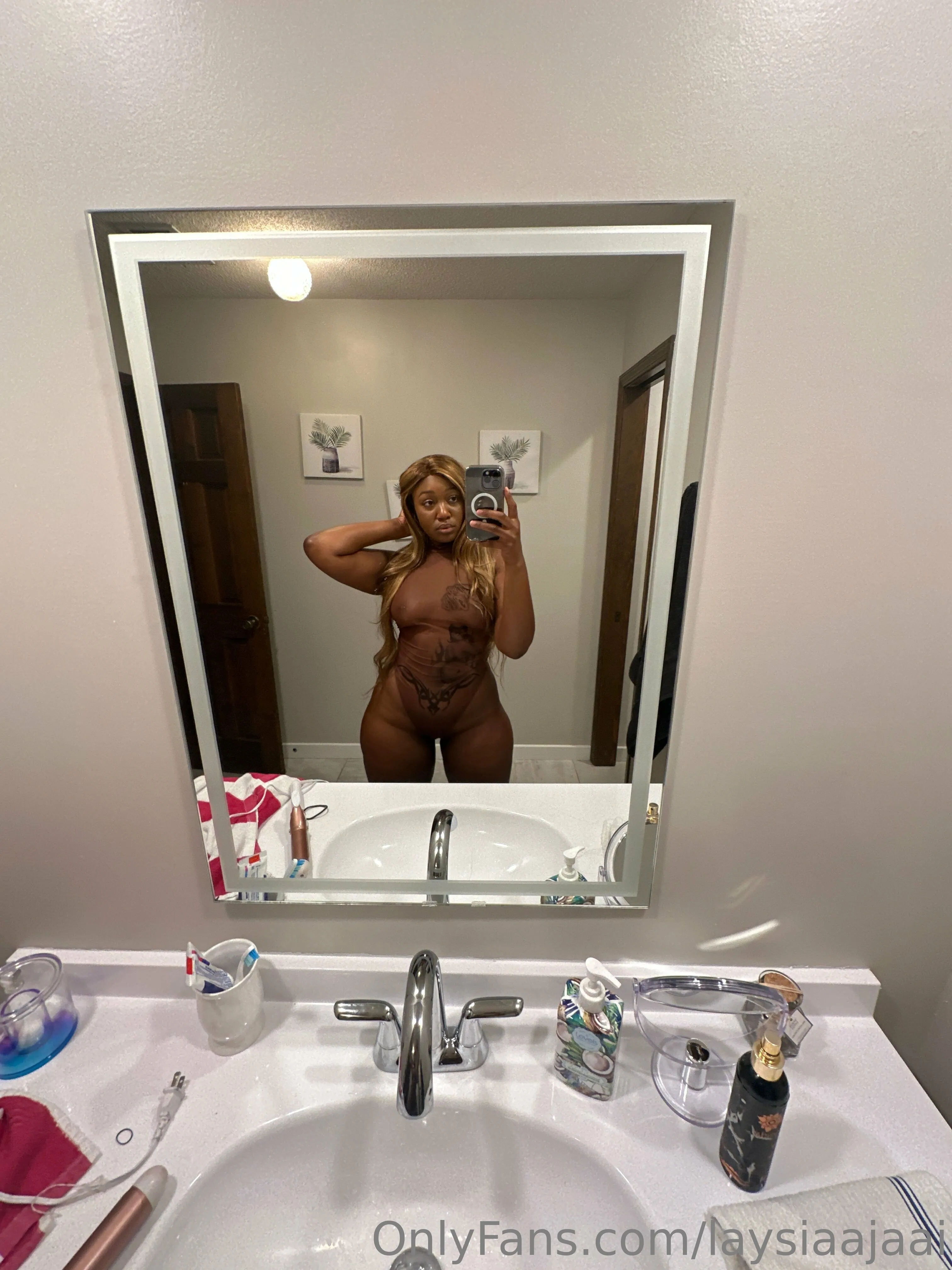 Miss Laysia Jai party