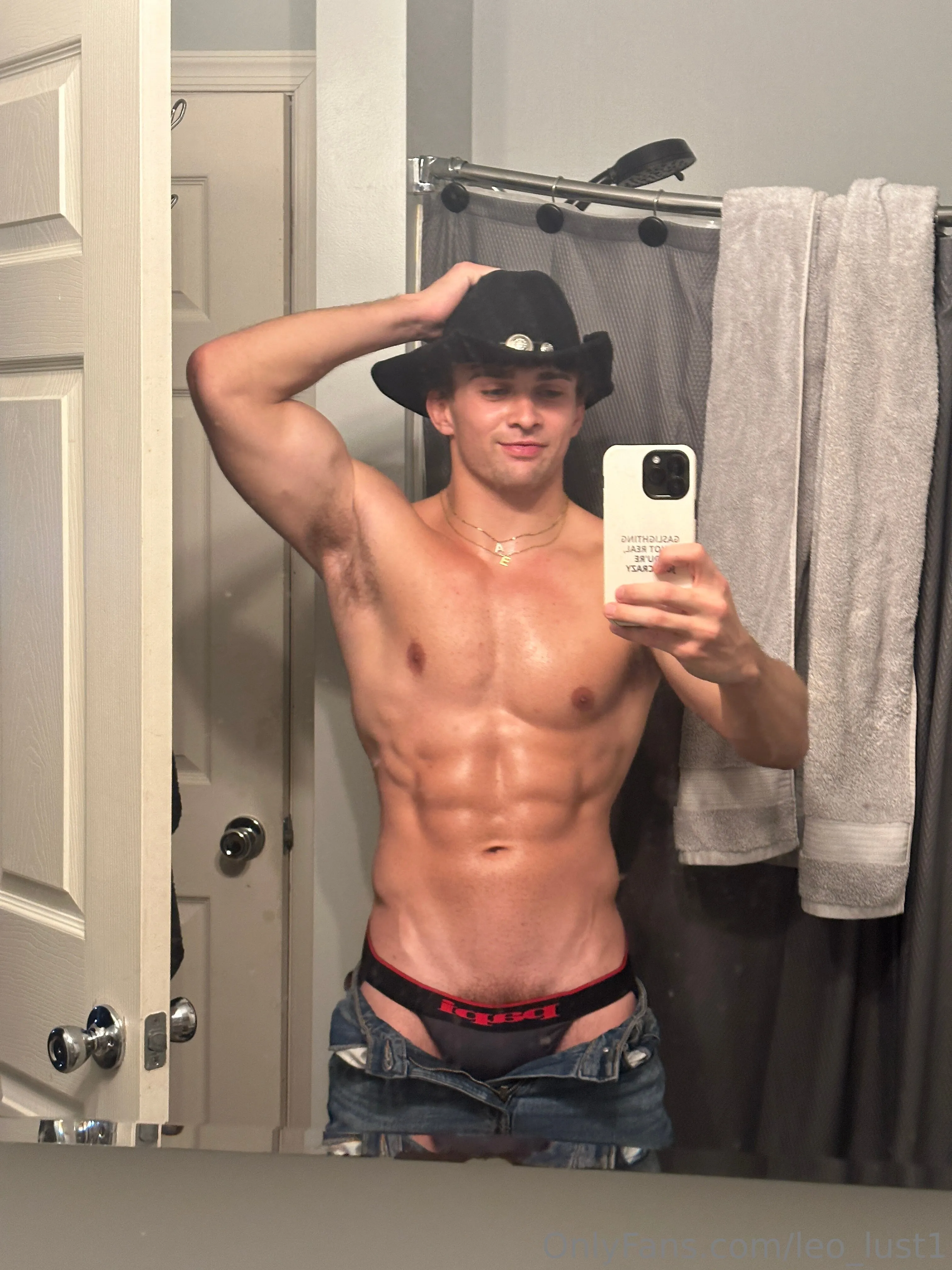 Leo @leo_lust1 real name