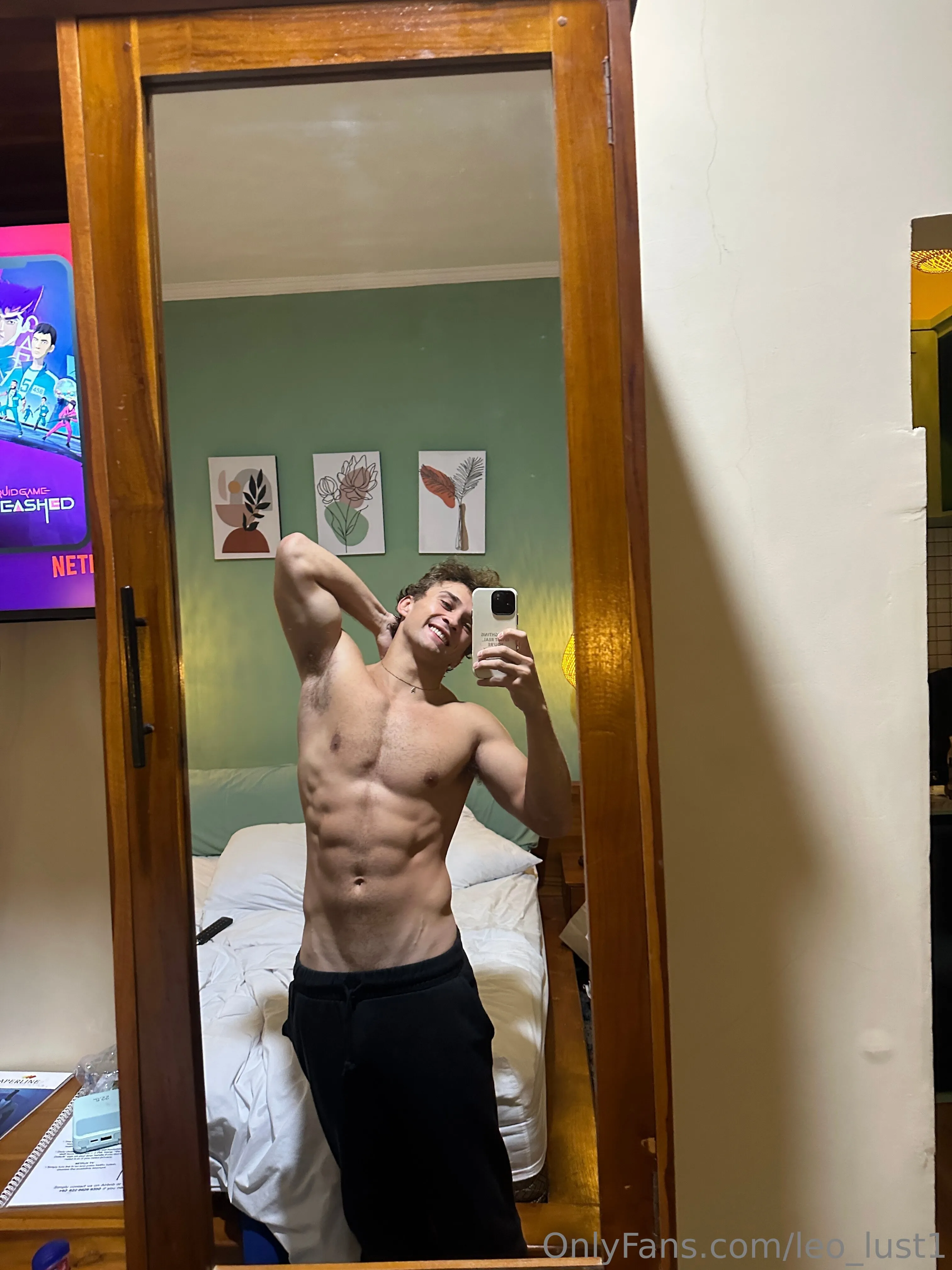 Leo @leo_lust1 erothots