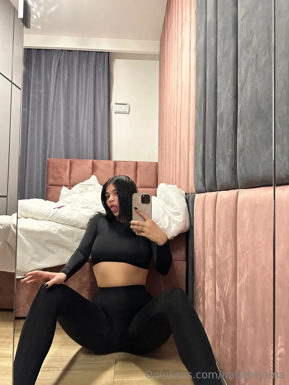 I came home really tired, I'm gonna relax, you know what's on my bed?😍🍒🔥