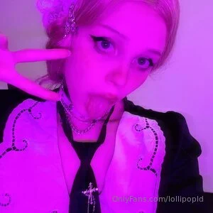 ❣️LollipopLady❣️ 20 y.o . free porn