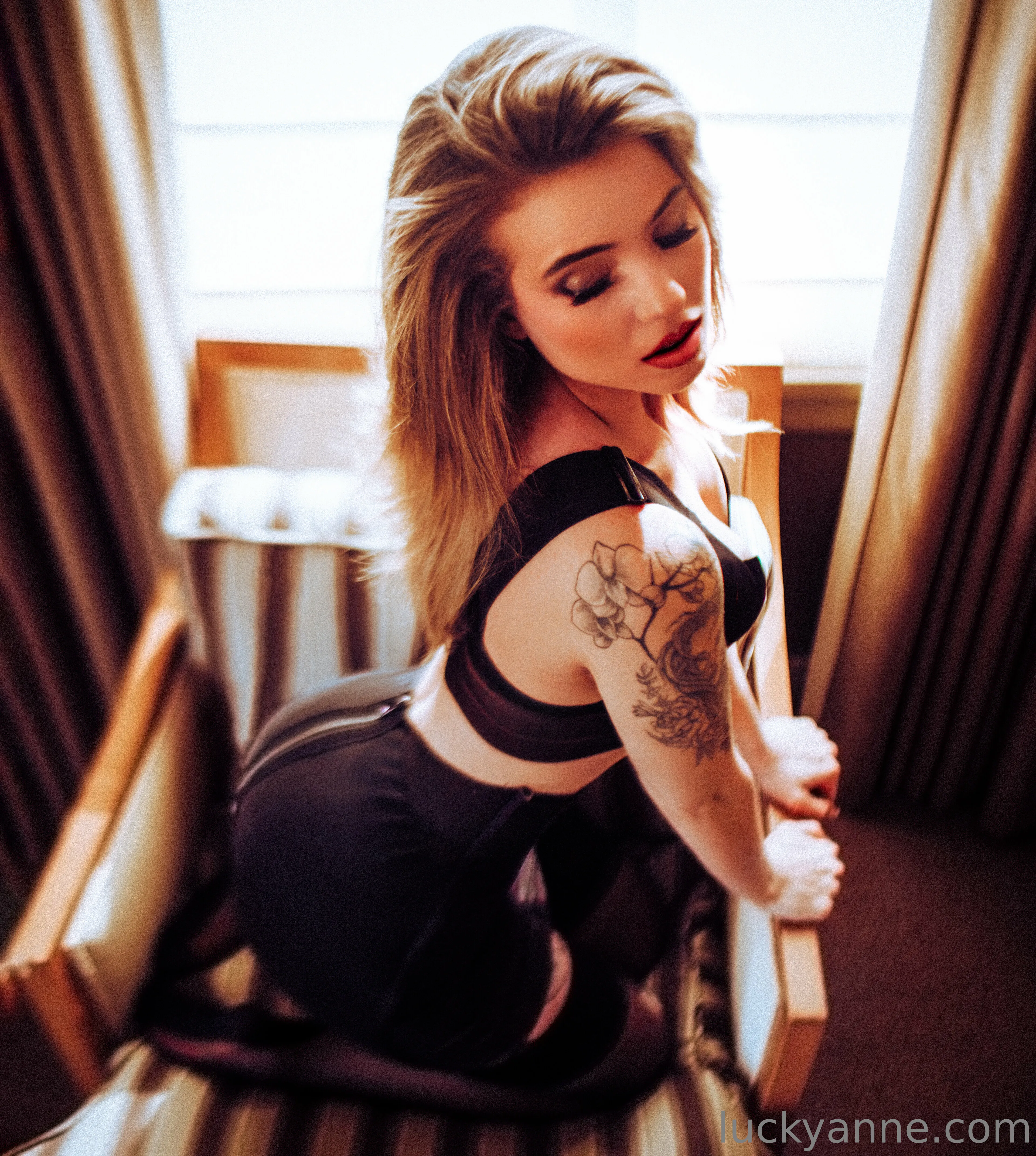 Lucky Anne ☆ FREE PAGE ☆