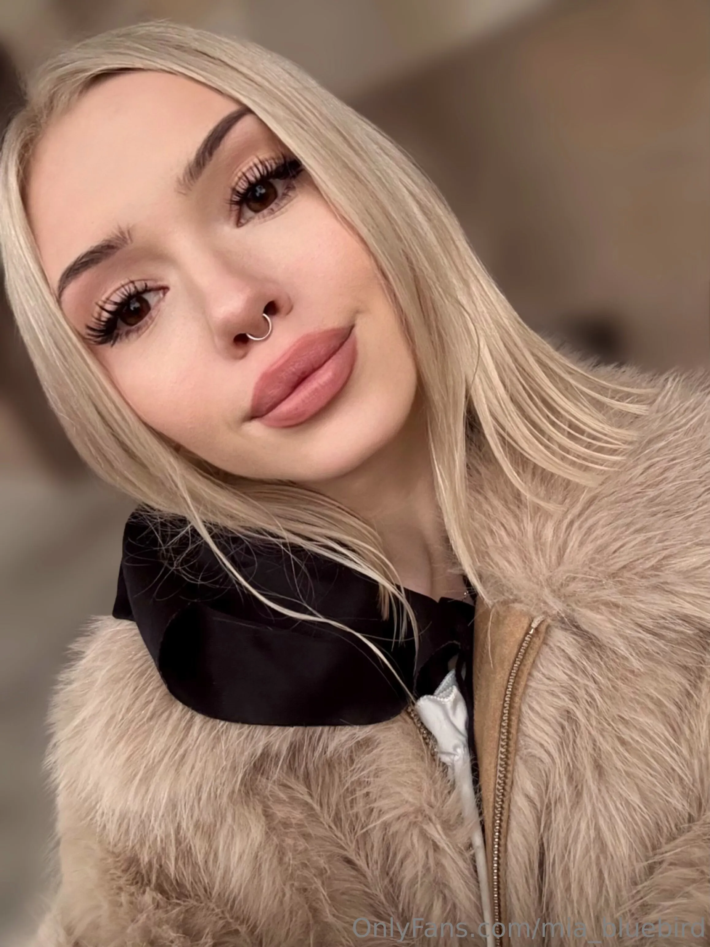 Mia 🤍🎱 Bluebird the nude