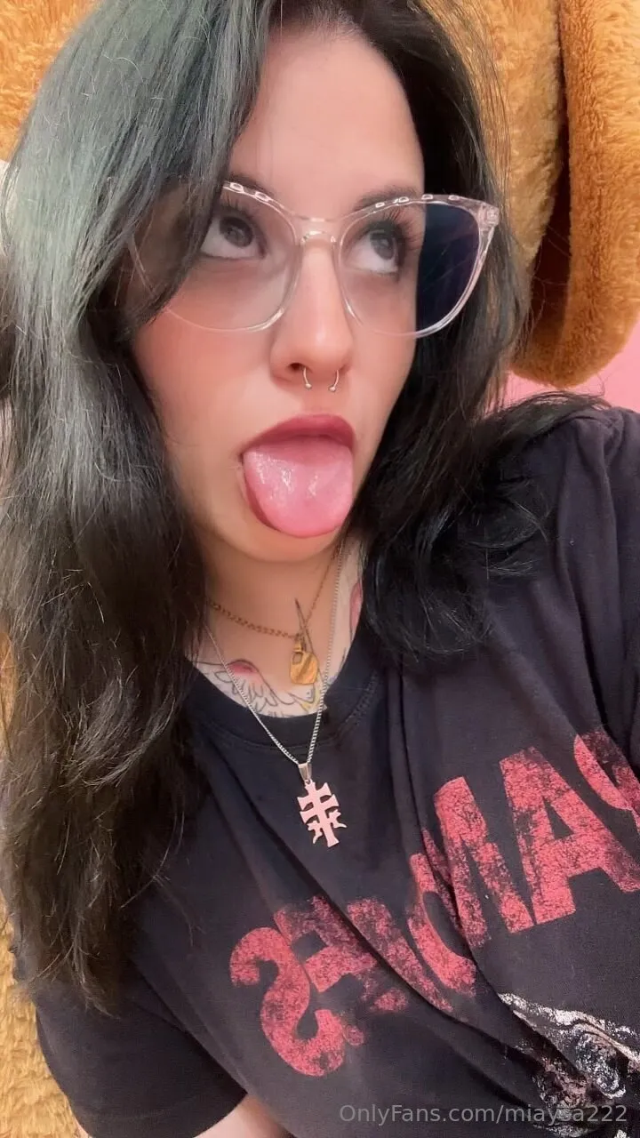 🕷️⊹ . ݁𝑴𝑰𝑨𝒀𝑺𝑨•. ݁₊ ⊹🕷️ @miaysa222 ig