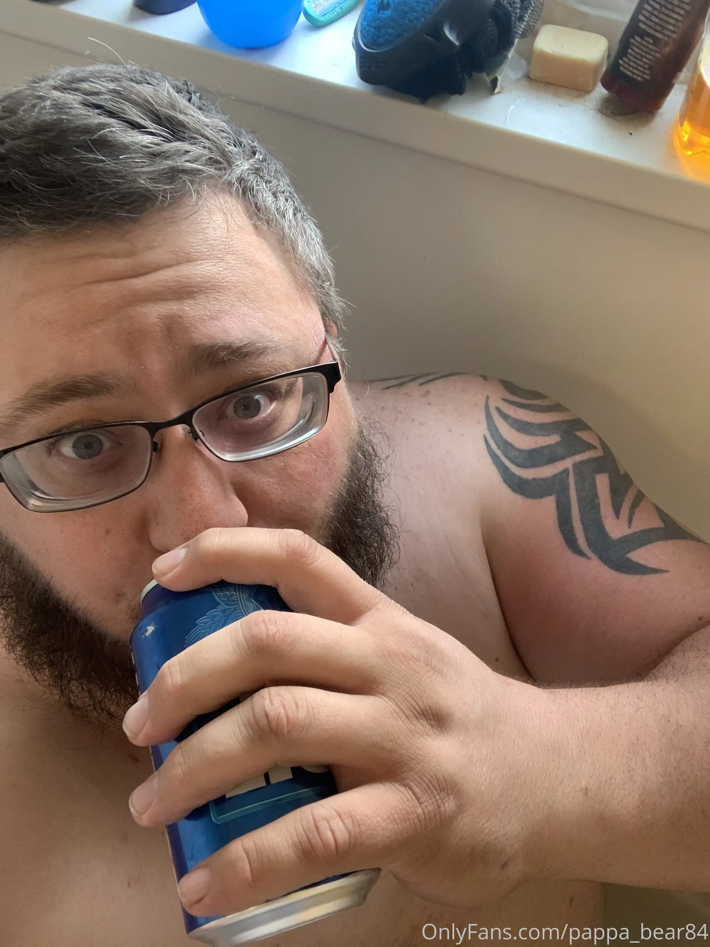 Pappa_Bear84 @pappa_bear84 see thru