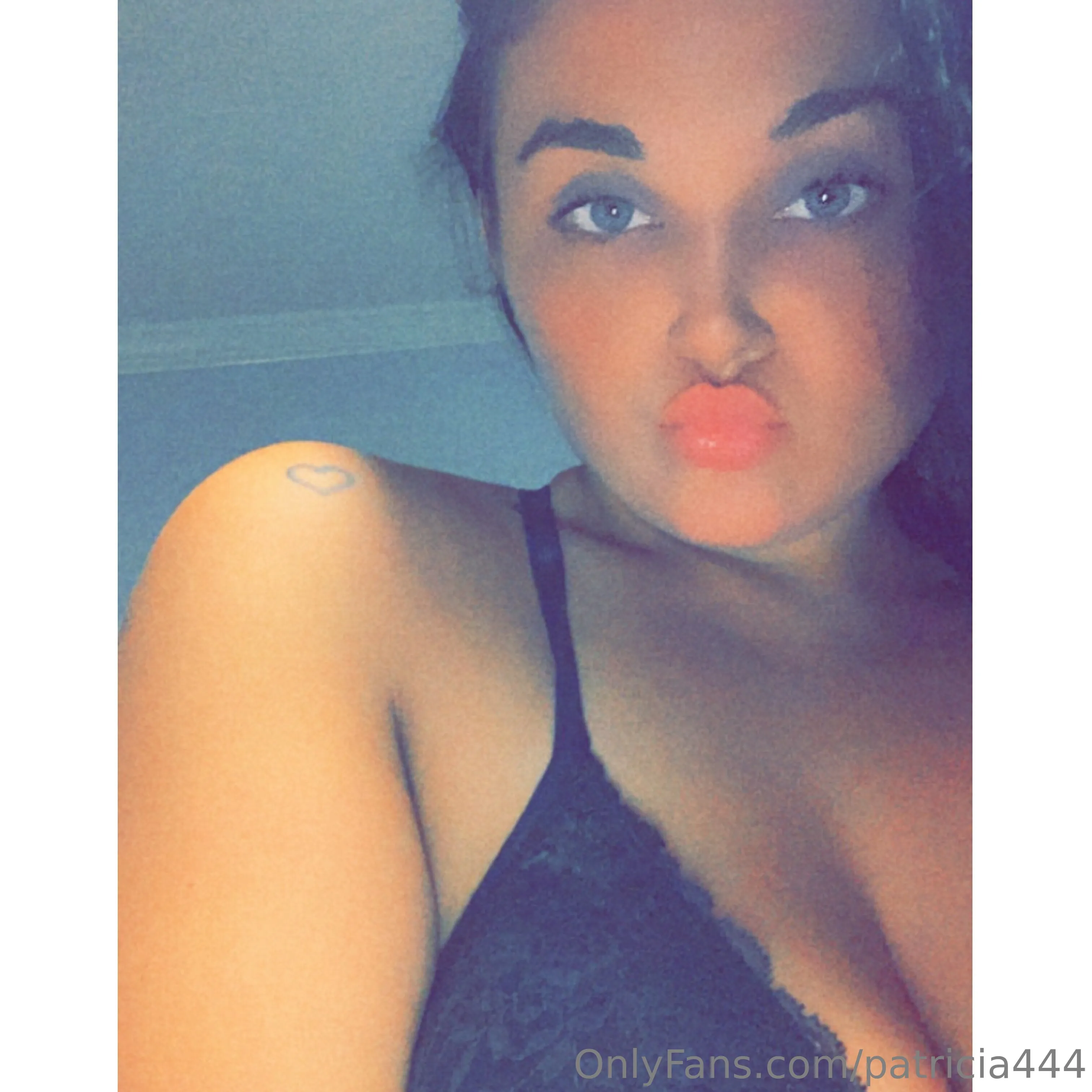 Patricia44 @patricia444 handjob