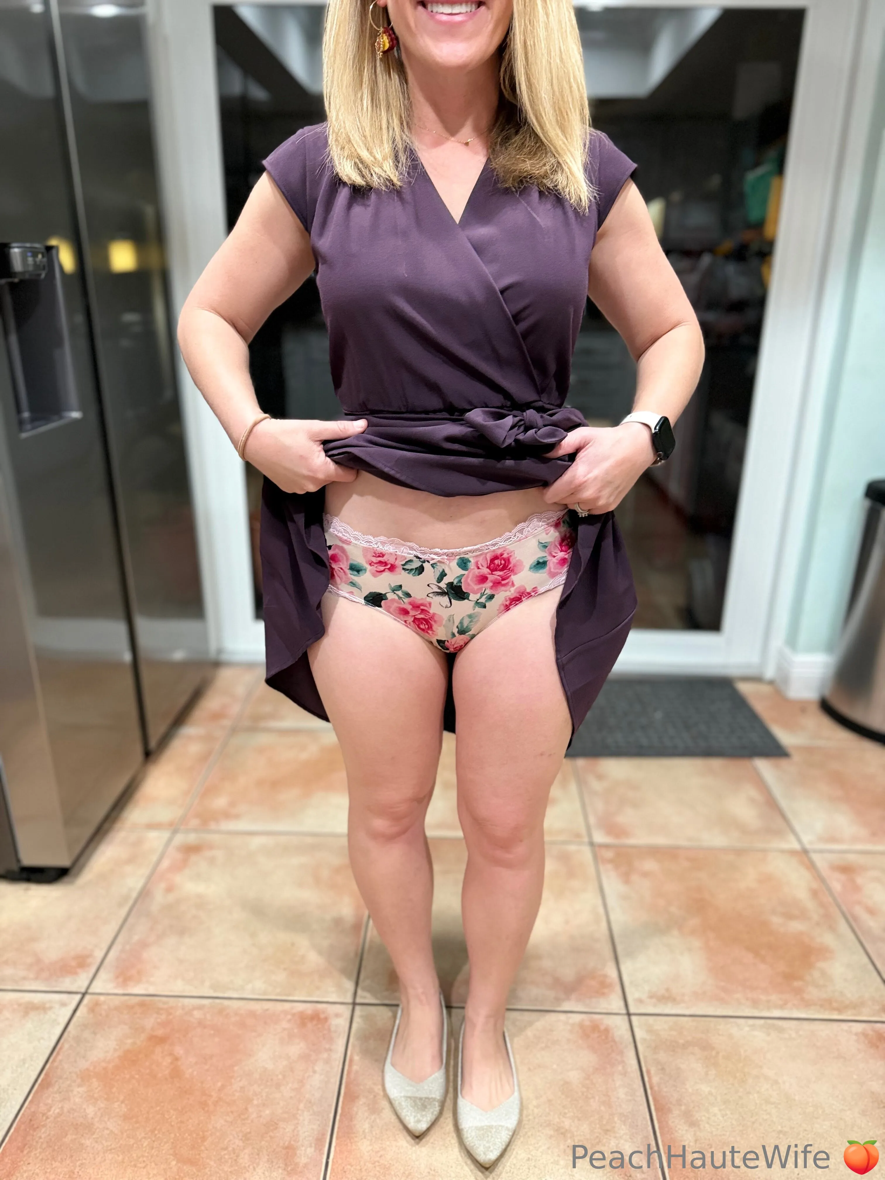 Mrs Robinson 🍎 @peachhautewife ms.