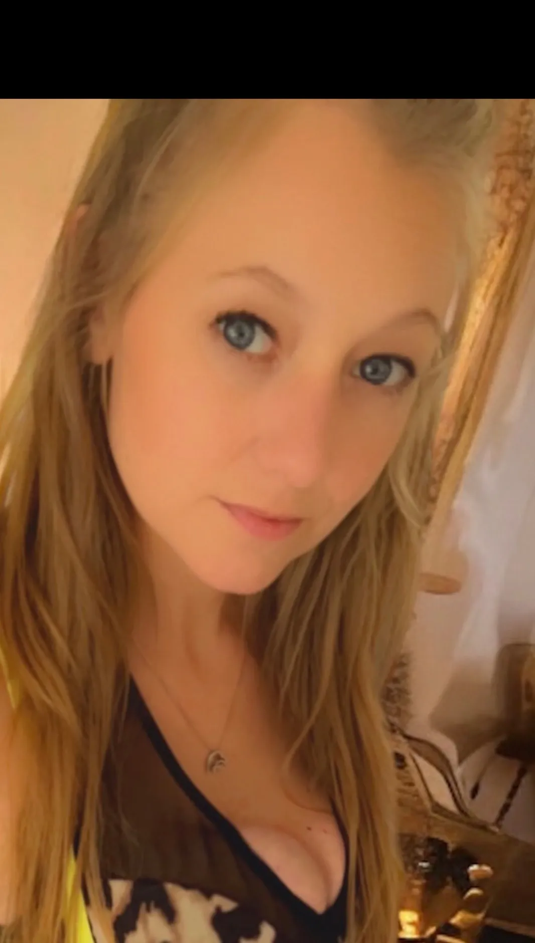 🤰🍑 Super Sized Pussy🍑🤰