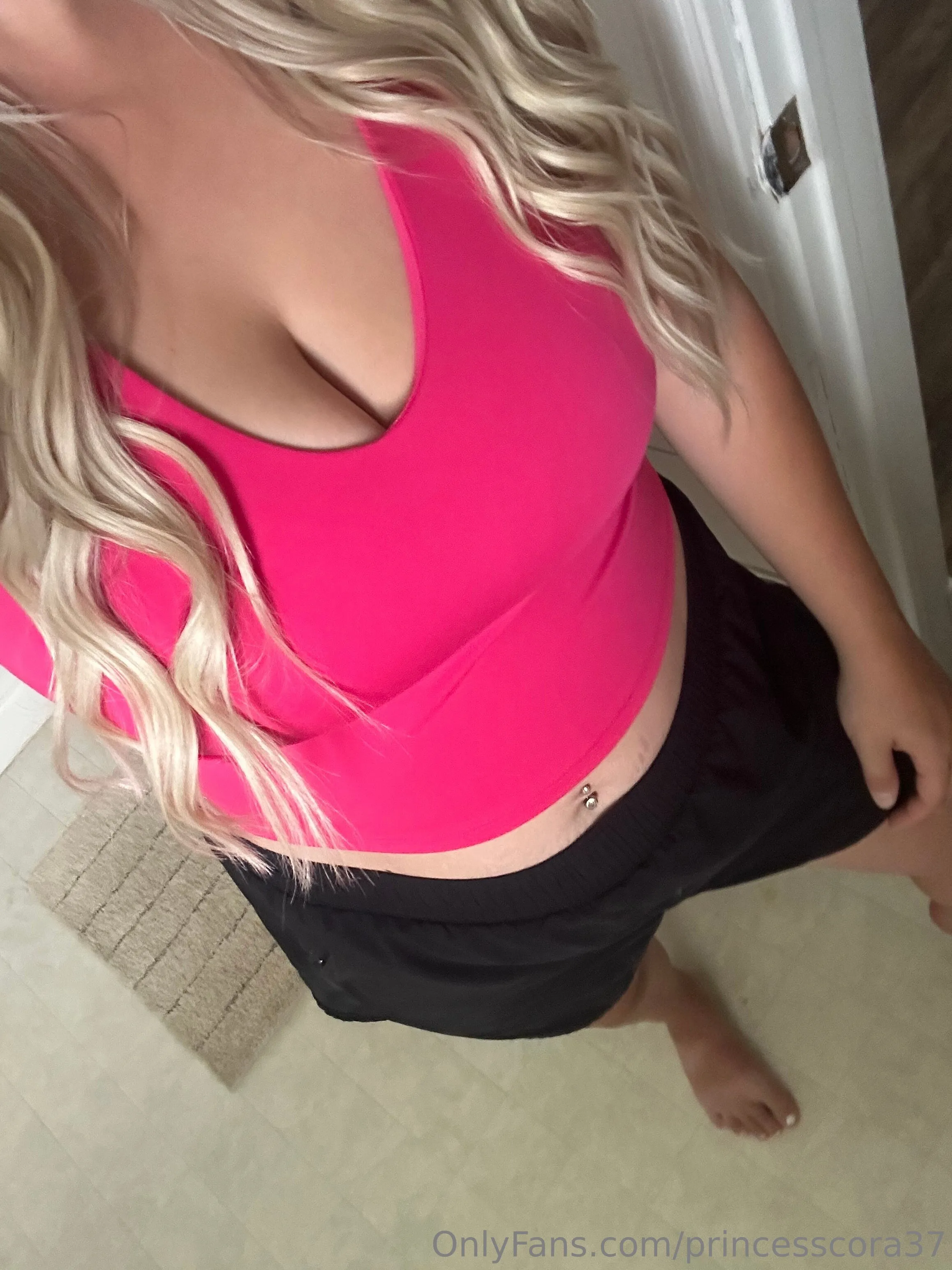 Cora @princesscora37 instagram