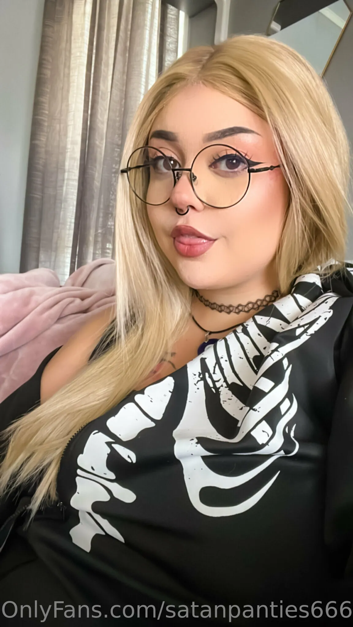 Sierra @satanpanties666free fuck