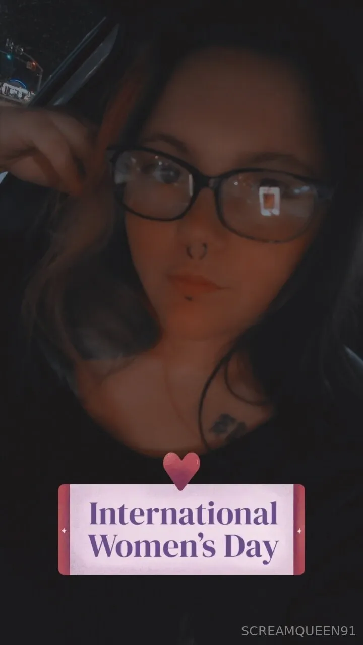 ScreamQueen onlyfans reddit