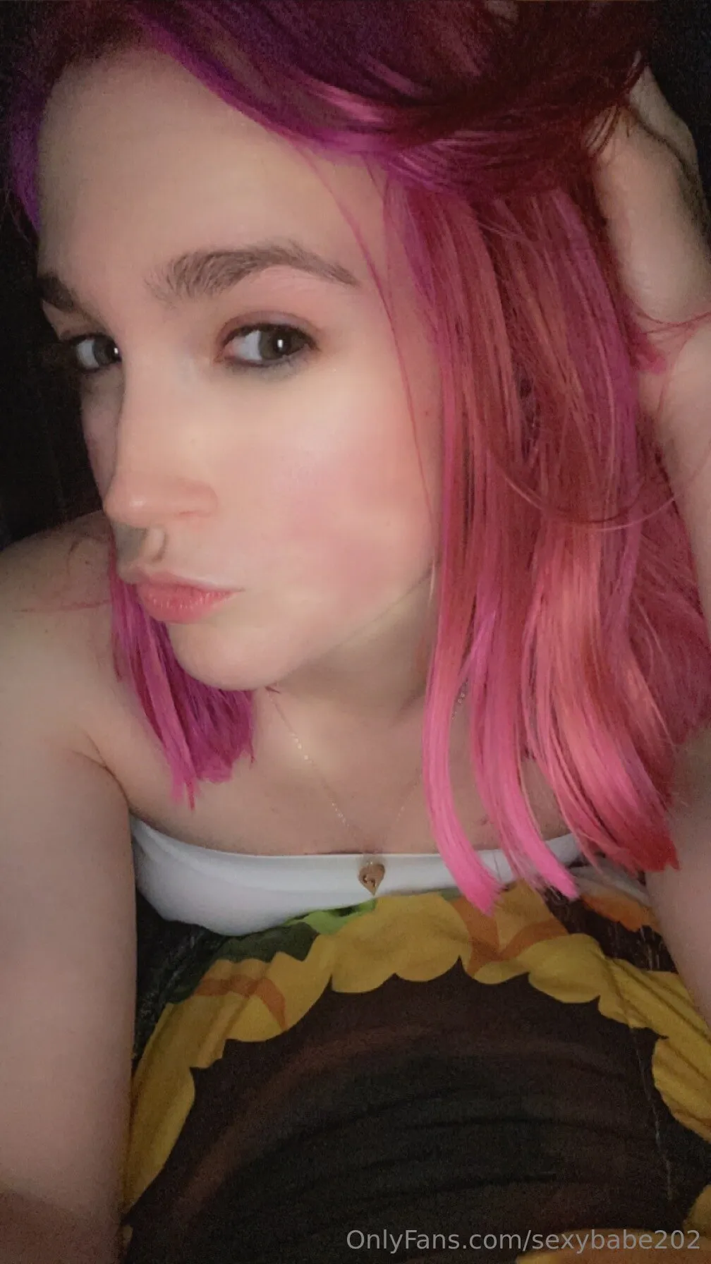 Taking tips request payment cash app or chime but my power bill is due this Thursday I need $200 if anyone wants to buy 