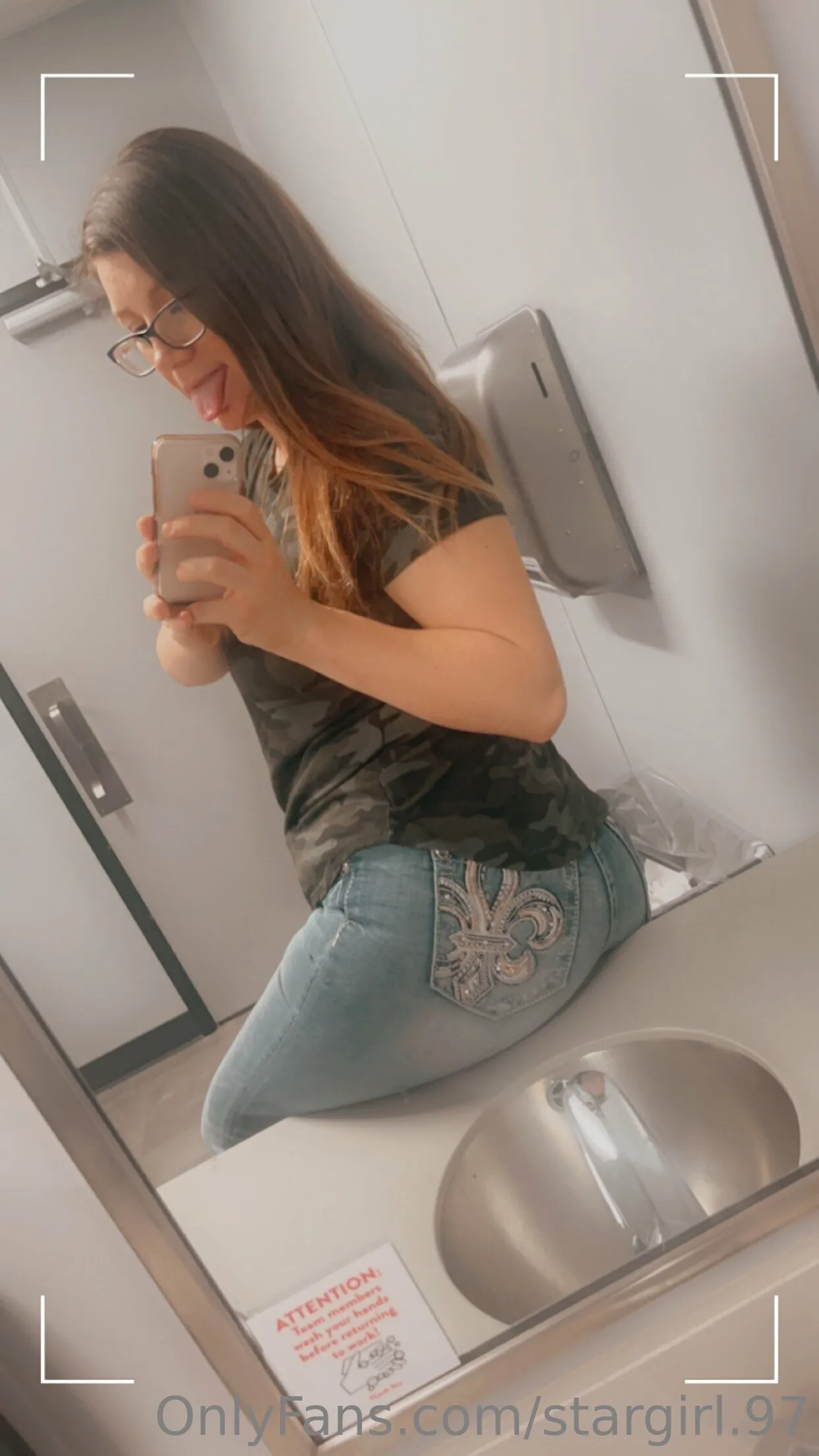 ⭐️Star Girl⭐️